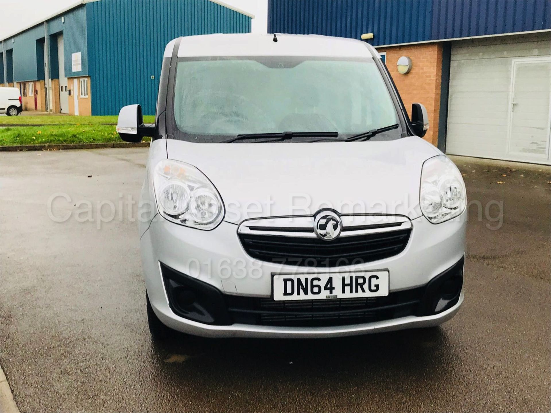 VAUXHALL COMBO 2000 L1H1 'SPORTIVE' (2015 MODEL) 'CDTI - 90 BHP' **AIR CON** (1 OWNER FROM NEW) - Image 2 of 19