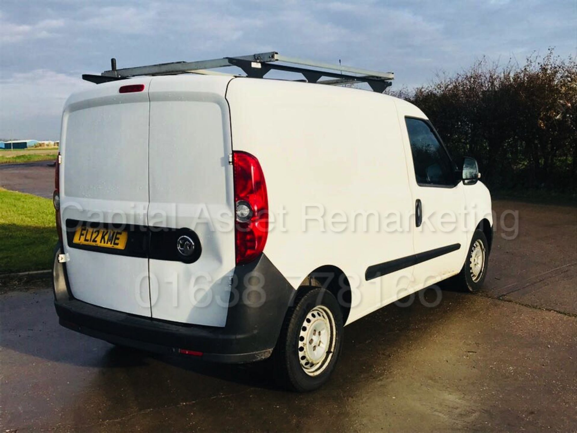 VAUXHALL COMBO 2000 L1H1 (2012 - NEW MODEL) '1.6 CDTI - 105 BHP - STOP / START' (1 OWNER FROM NEW) - Image 5 of 15
