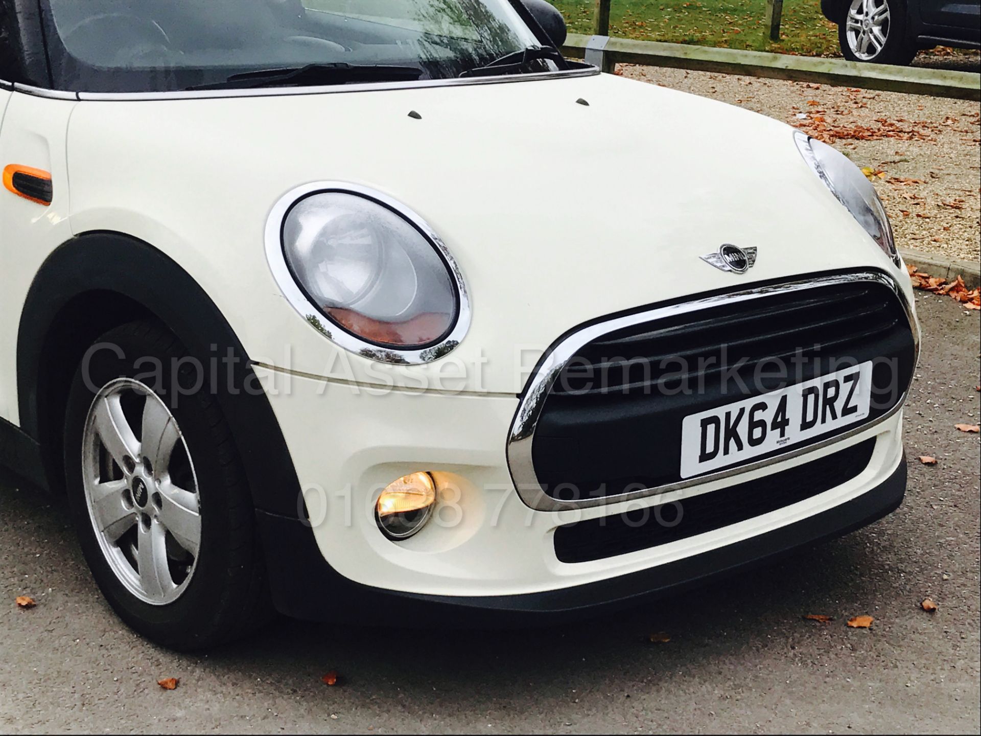 MINI 'ONE EDITION' (2015 MODEL) '1.5 DIESEL - 6 SPEED - STOP/START' *LEATHER - KEYLESS GO* (70 MPG) - Image 11 of 28