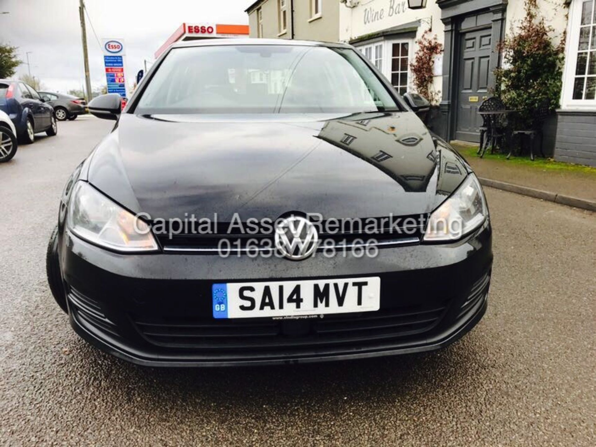 (ON SALE) VOLKSWAGEN GOLF 1.6TDI 7 SPEED DSG "SPECIAL EQUIPMENT" AIR CON - STOP/START-ELECTRIC PACK - Image 2 of 13