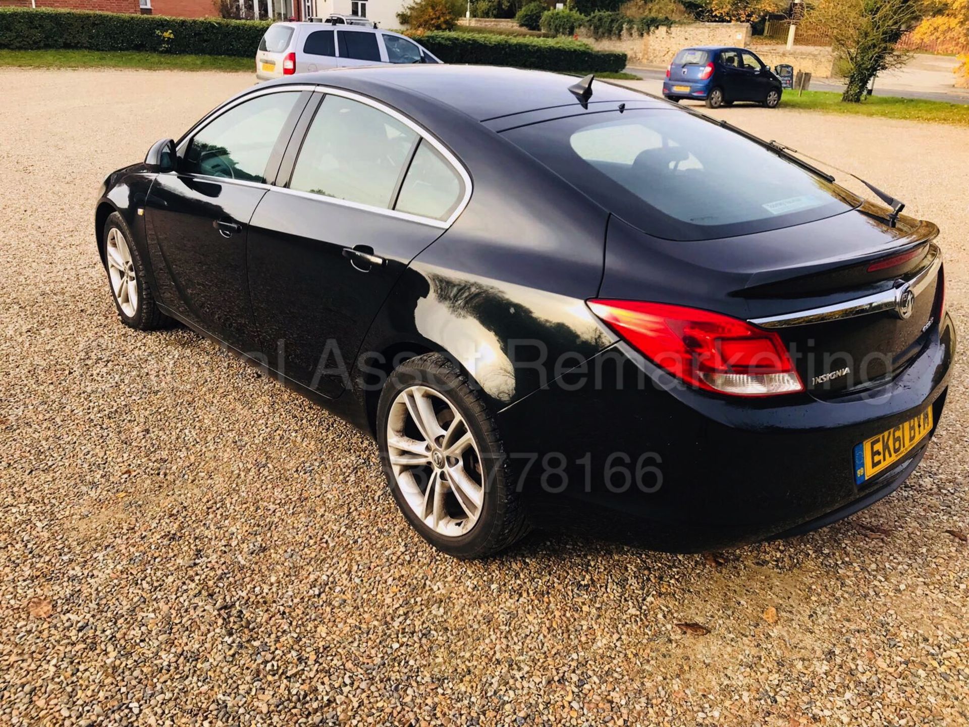 On Sale VAUXHALL INSIGNIA 'EXCLUSIVE' (2012 MODEL) '2.0 CDTI - 130 BHP - 6 SPEED - STOP/START' *A/C - Image 4 of 14