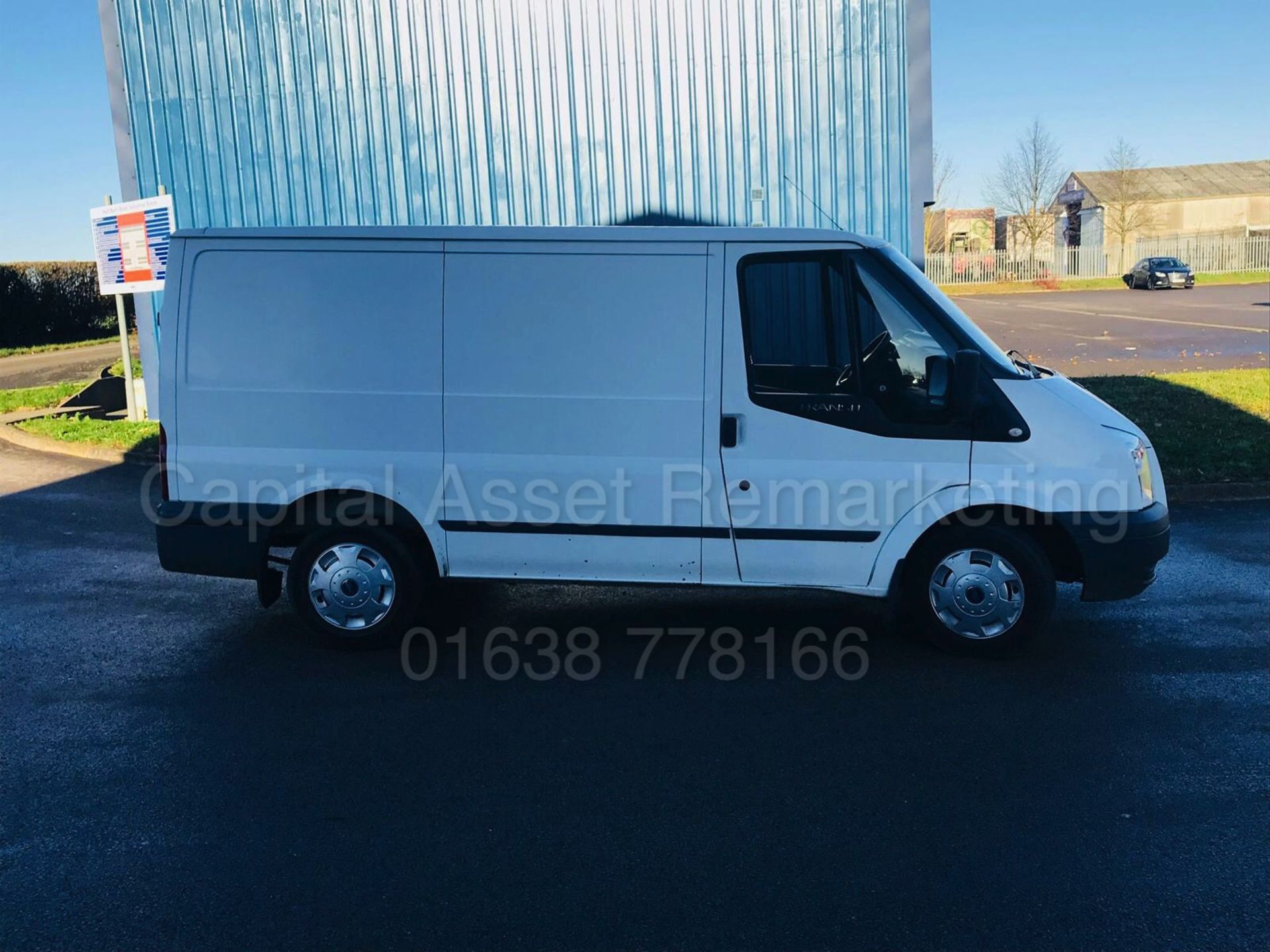 FORD TRANSIT 115 T280 SWB 'TREND' (2010) '2.2 TDCI - 115 PS - 6 SPEED' *AIR CON - CRUISE* (NO VAT) - Bild 8 aus 25