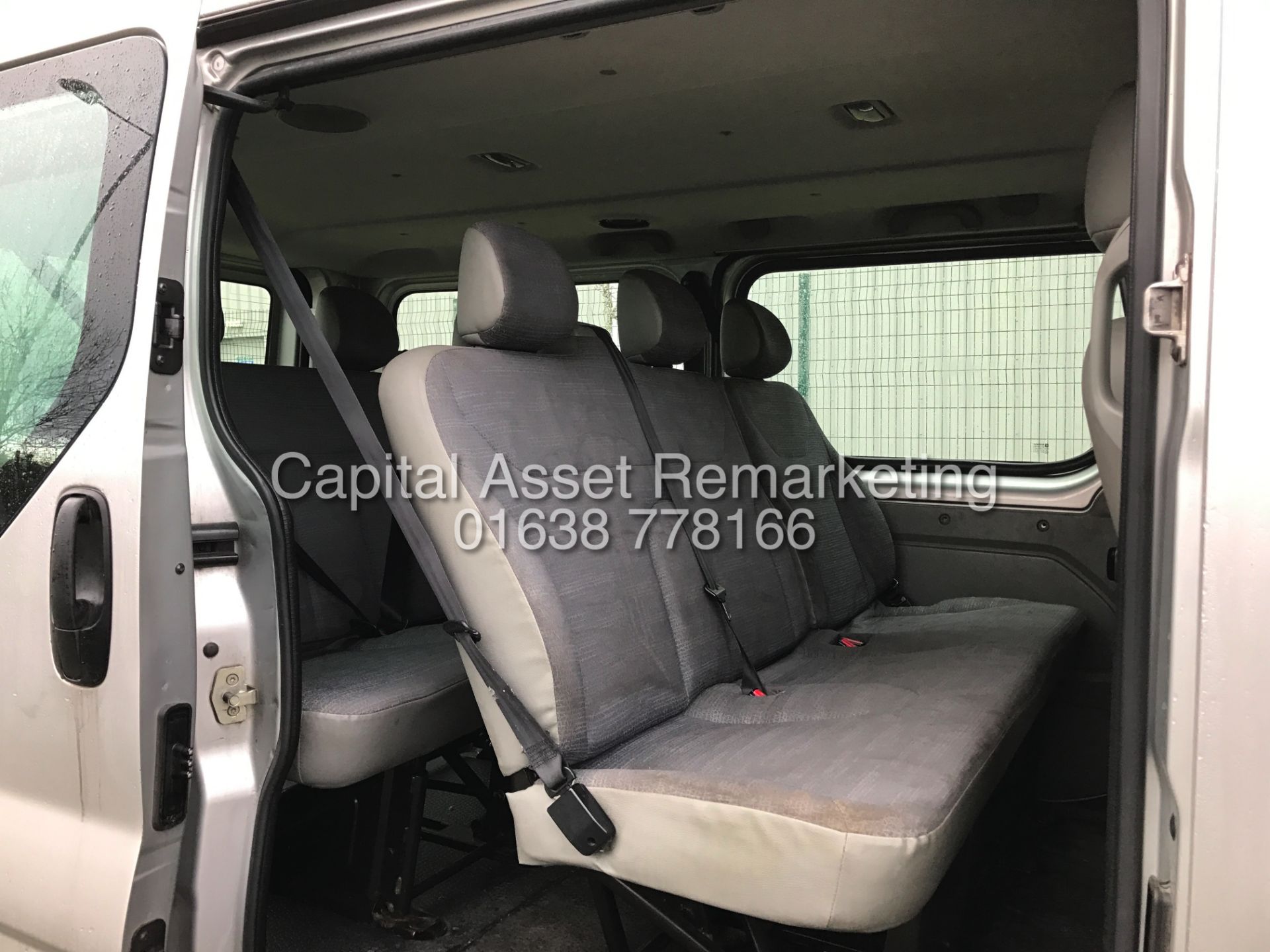 RENAULT TRAFIC 2.0 "115DCI - 6 SPEED" 9 SEATER "PASSANGER" LWB (2009 MODEL) 1 OWNER FSH - NO VAT !!! - Image 9 of 11