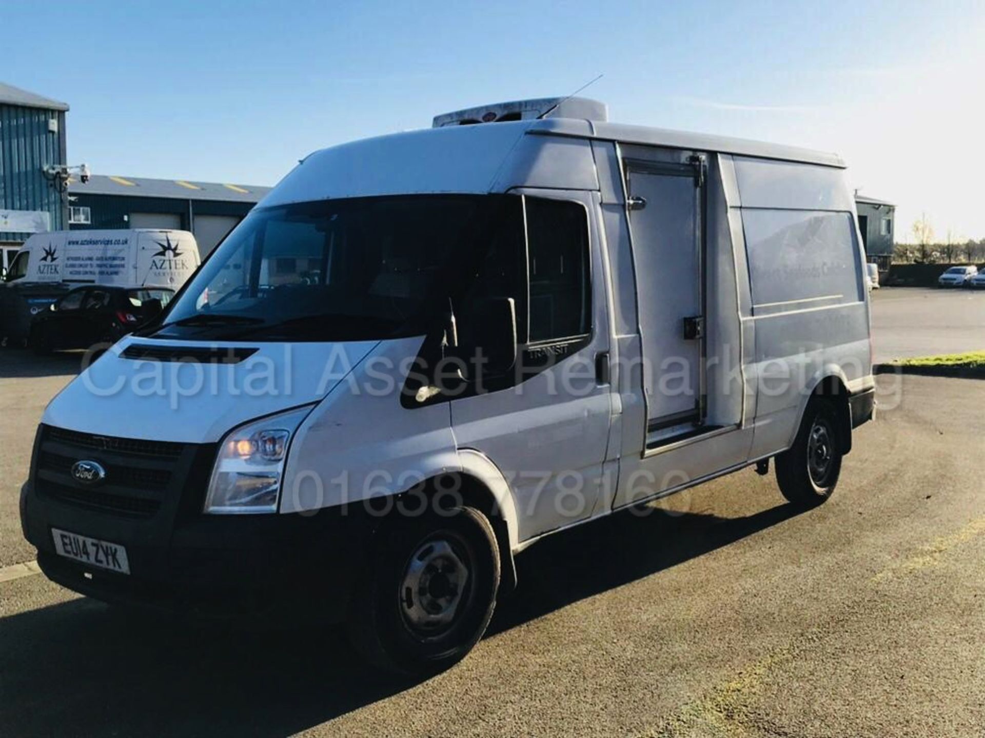 FORD TRANSIT 125 T350 'LWB - FRIDGE / FREEZER VAN' (2014) '2.2 TDCI - 125BHP - 6 SPEED' **SAT NAV** - Image 3 of 23