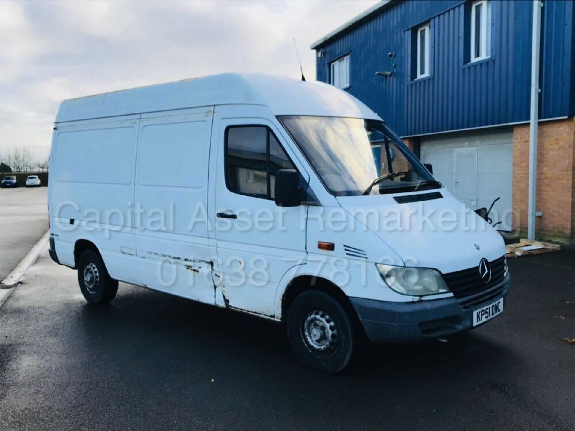 MERCEDES-BENZ SPRINTER 311 CDI 'MWB HI-ROOF' (2001 - 51 REG) '2.2 CDI - 110 BHP - 5 SPEED' (NO VAT) - Image 10 of 24