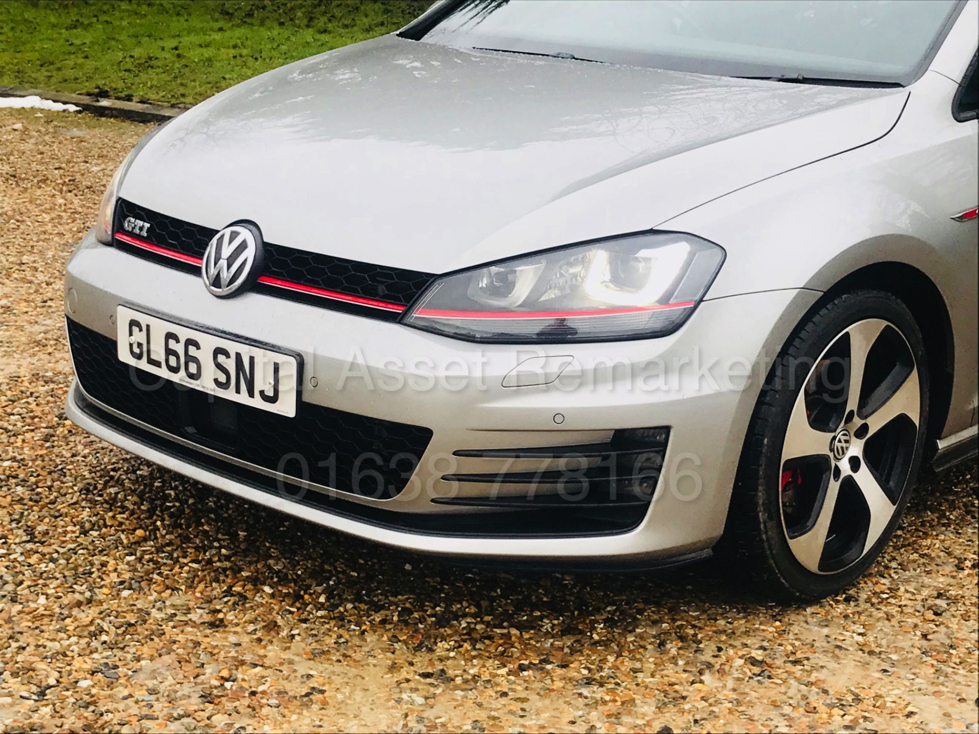 VOLKSWAGEN GOLF 'GTI' 5 DOOR HATCHBACK (2016 - 66 REG) '2.0 GTI - DSG - 220 BHP - SAT NAV' (1 OWNER) - Image 12 of 46