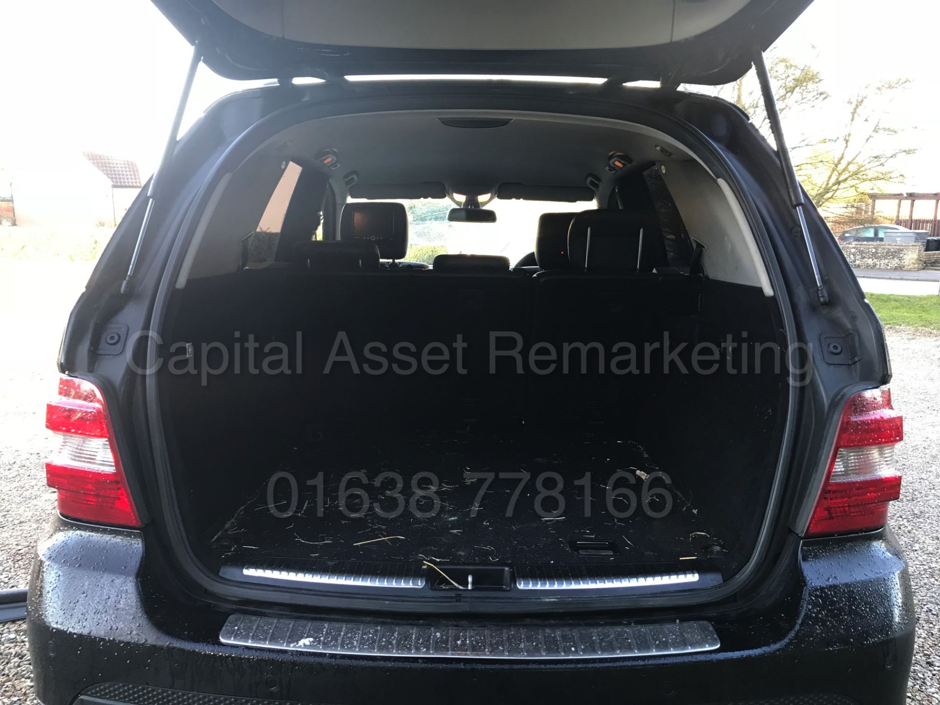 (On Sale) MERCEDES-BENZ ML 320 CDI 'SPECIAL EQUIPMENT' (2008 MODEL) '3.0 DIESEL - AUTO - LEATHER’ - Image 18 of 37