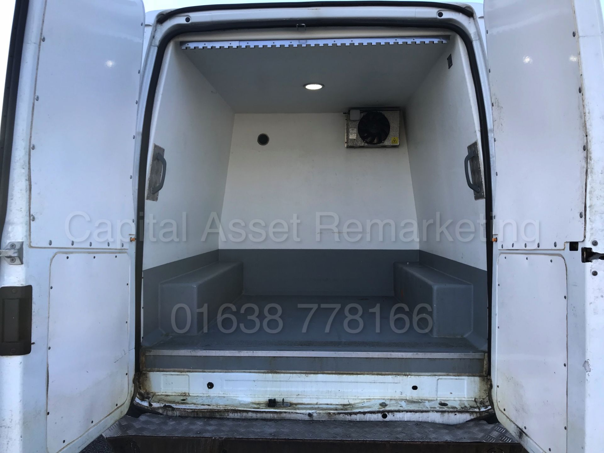 FORD TRANSIT 125 T350 'LWB - FRIDGE / FREEZER VAN' (2014 - 14 REG) '125 BHP - 6 SPEED' **SAT NAV** - Image 16 of 26