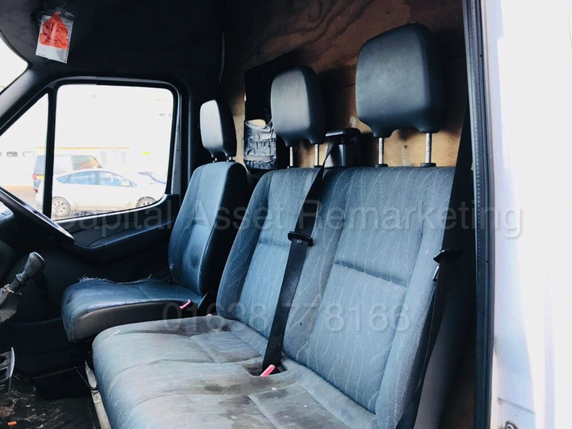 MERCEDES-BENZ SPRINTER 311 CDI 'MWB HI-ROOF' (2001 - 51 REG) '2.2 CDI - 110 BHP - 5 SPEED' (NO VAT) - Image 16 of 24