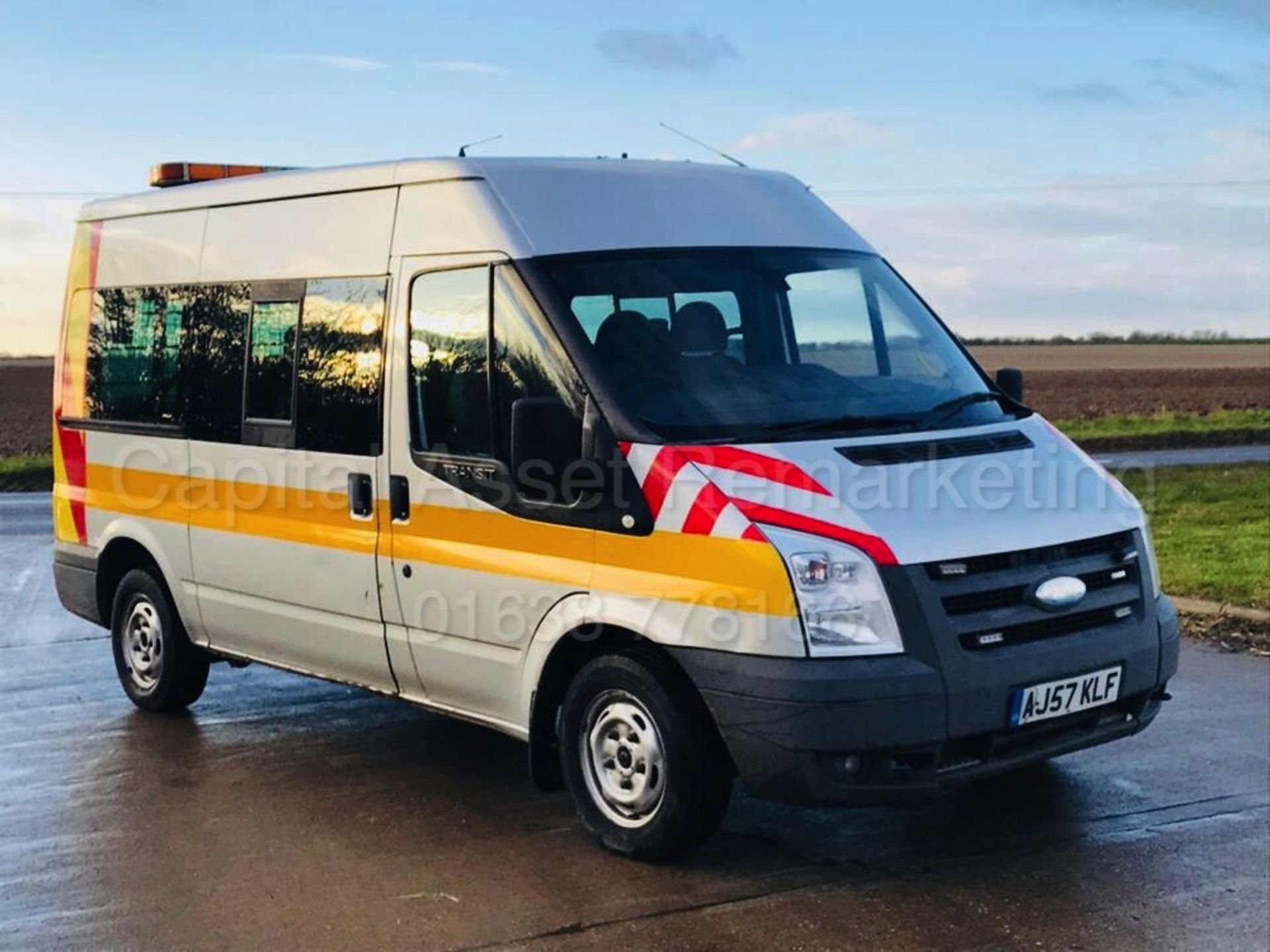 FORD TRANSIT 130 T300 'MWB - 9 SEATER BUS' (2010-10 REG) '2.2 TDCI - 130 BHP - 5 SPEED' **AIR CON**