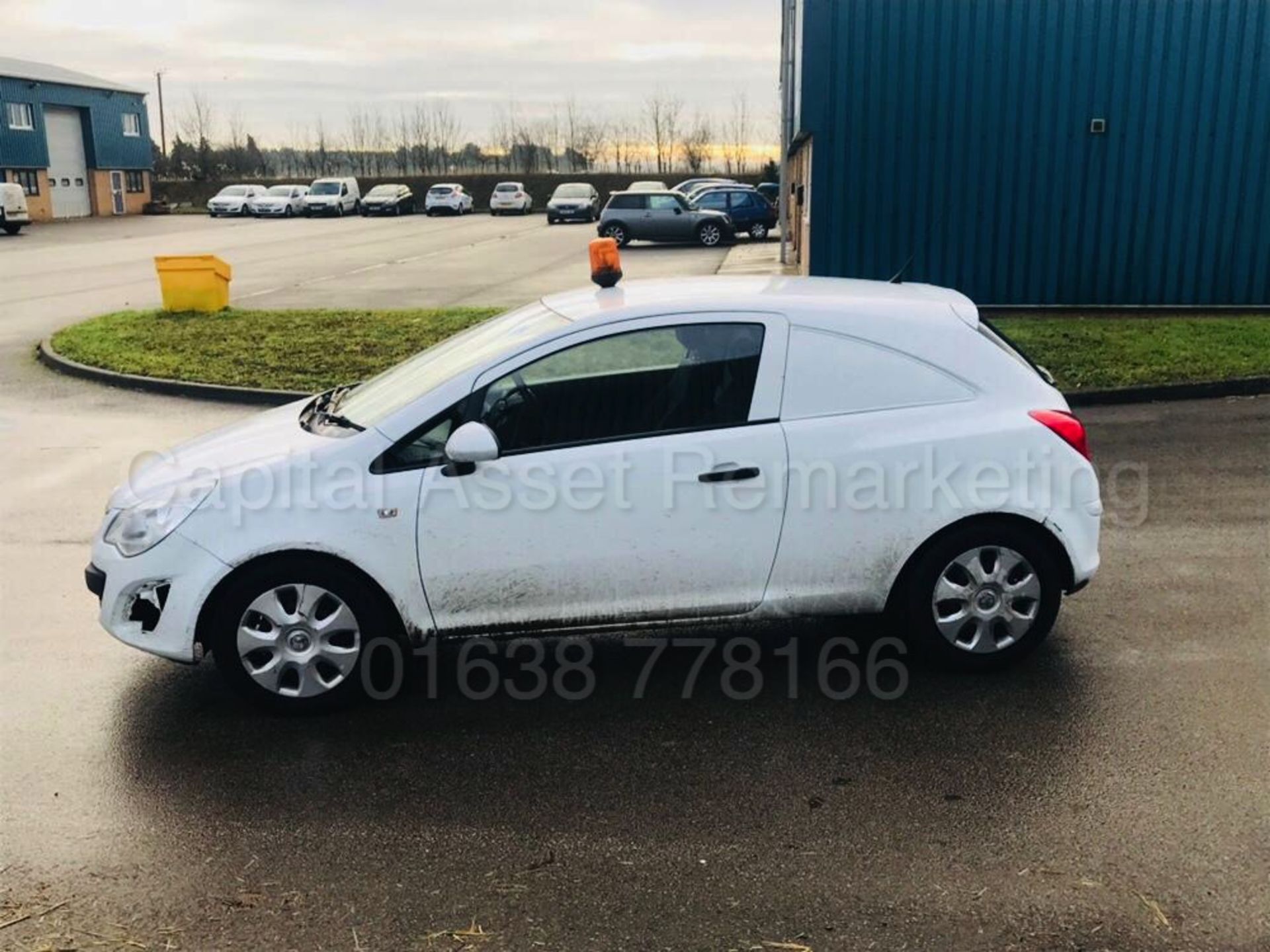 VAUXHALL CORSA 'ECOFLEX' (2013 MODEL) 'CDTI - 95 BHP - 5 SPEED' **ECO - STOP / START** (50 MPG+) - Image 5 of 19