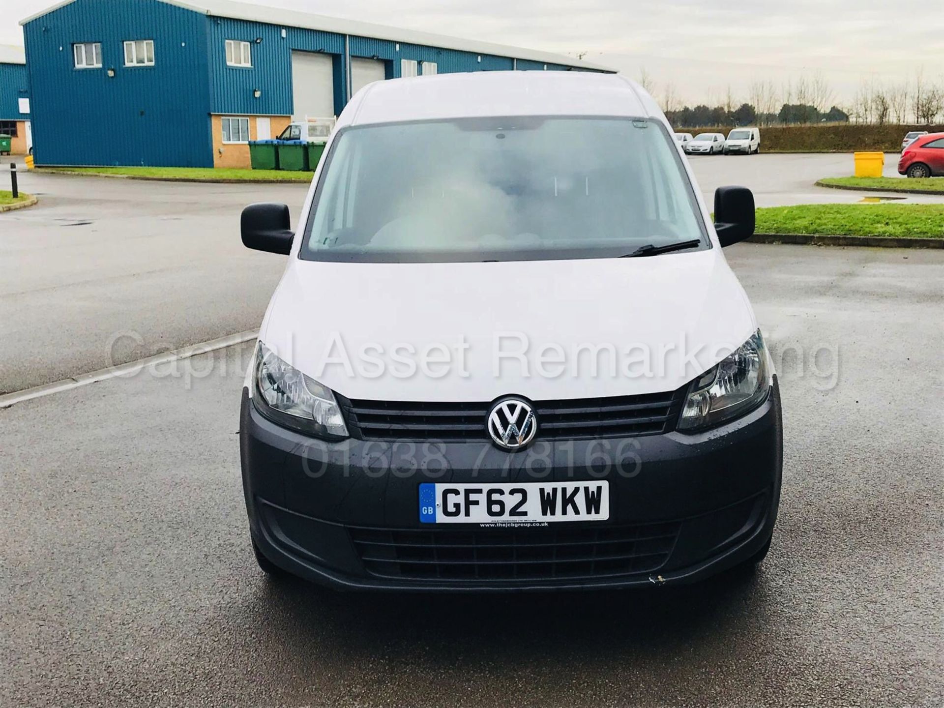 (On Sale) VOLKSWAGEN CADDY C20 'MAXI LWB' (2013 MODEL) '1.6 TDI - 102 BHP' *AIR CON - STOP / START* - Image 2 of 22