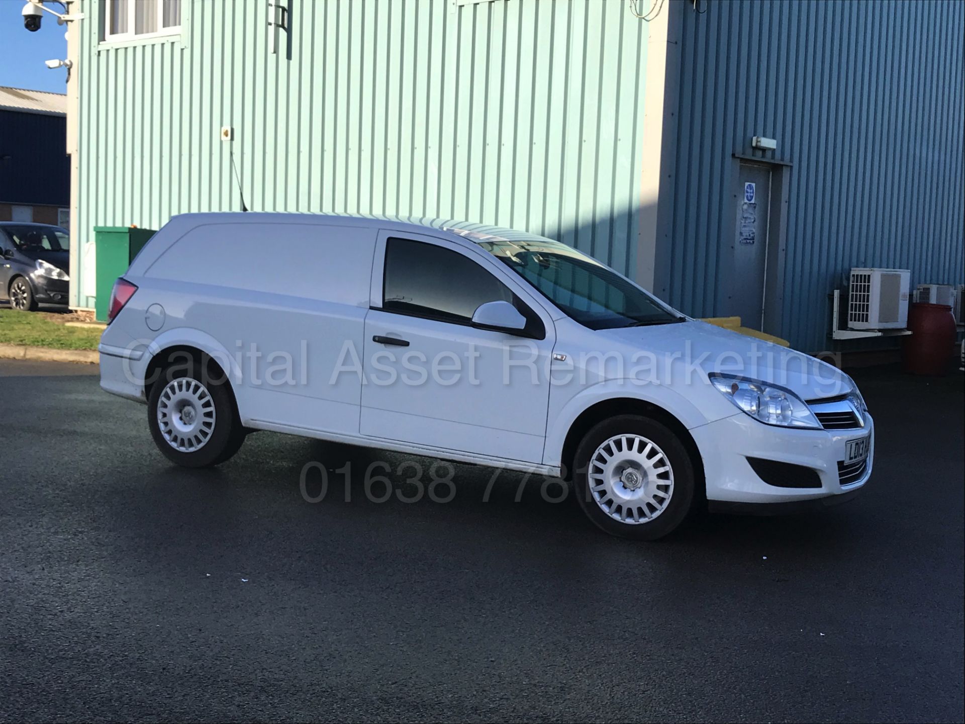 (On Sale) VAUXHALL ASTRA 'CLUB - ECOFLEX' VAN (2013 - 13 REG) '1.7 CDTI - 110 BHP - 6 SPEED - A/C' - Image 10 of 22