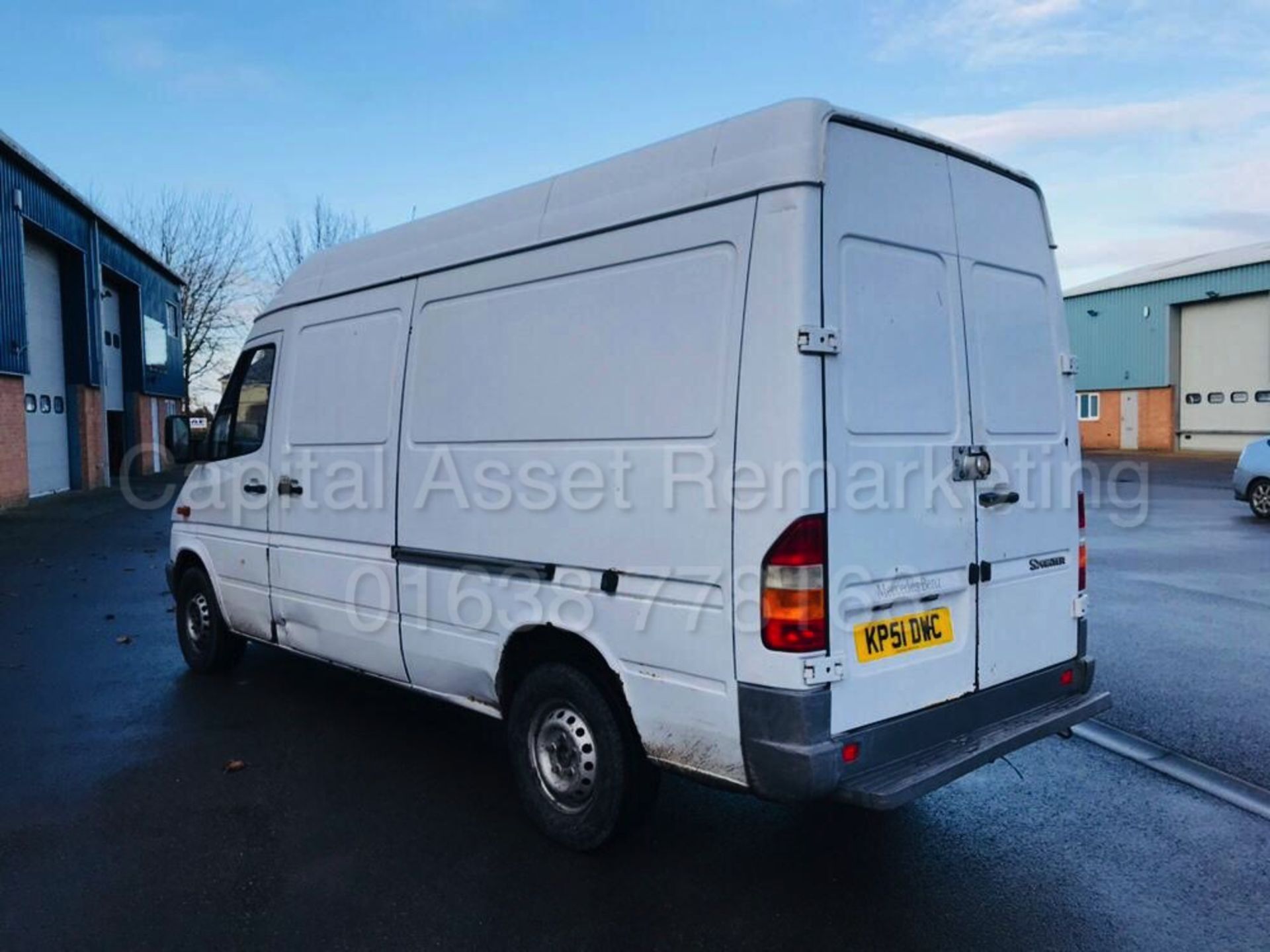 MERCEDES-BENZ SPRINTER 311 CDI 'MWB HI-ROOF' (2001 - 51 REG) '2.2 CDI - 110 BHP - 5 SPEED' (NO VAT) - Image 3 of 24