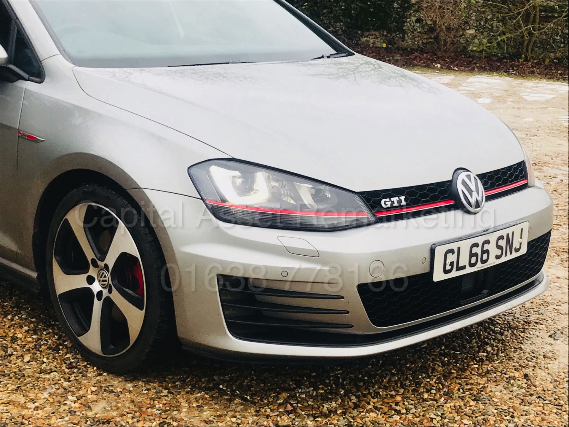 VOLKSWAGEN GOLF 'GTI' 5 DOOR HATCHBACK (2016 - 66 REG) '2.0 GTI - DSG - 220 BHP - SAT NAV' (1 OWNER) - Image 11 of 46