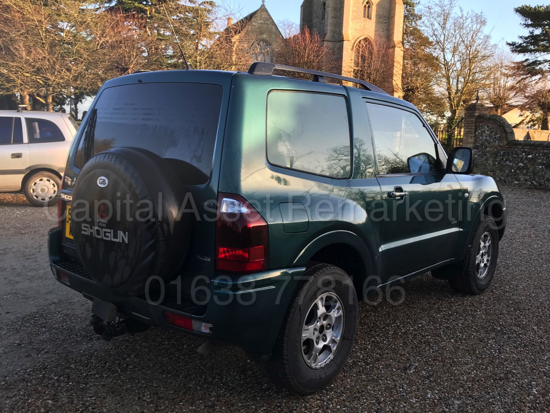 MITSUBISHI SHOGUN SWB '4 WORK - COMMERCIAL' (2004 - 04 REG) '3.2 DI-D - 161 BHP - 5 SPEED' (NO VAT) - Image 6 of 25