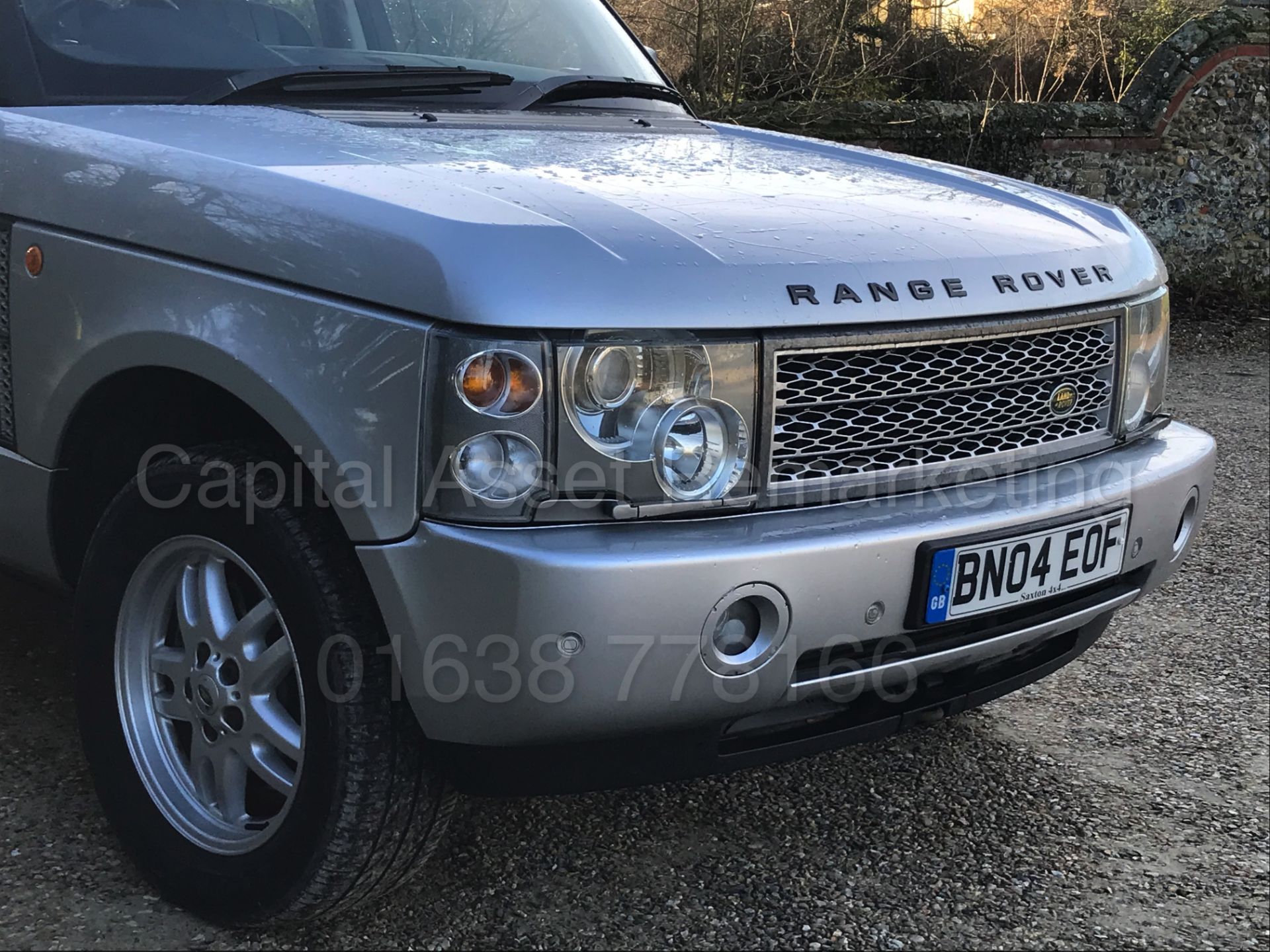 RANGE ROVER VOGUE (2004 - 04 REG) '2.9 TD6 - 177 BHP - AUTO - LEATHER - SAT NAV' (NO VAT - SAVE 20%) - Image 11 of 38