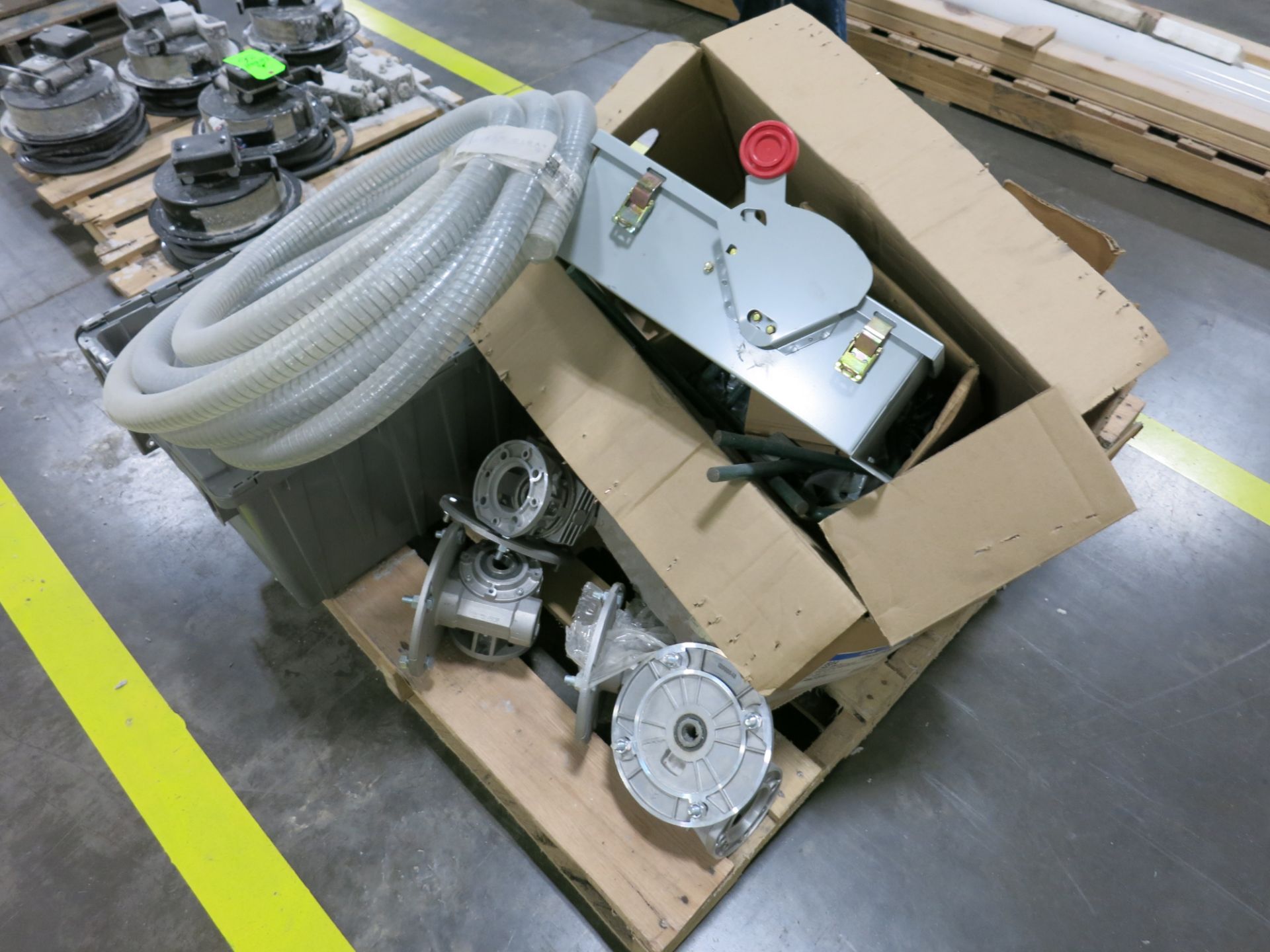 Pallet containing; clutch brakes, miscellaneous electrical and small gears - Image 2 of 2