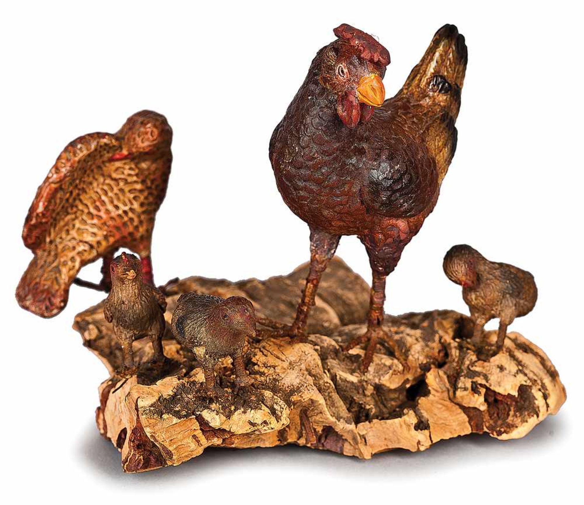 GRUPPO DI PENNUTI | PENNUTI GROUP Gruppo di pennuti, composto da una gallina in terracotta policroma