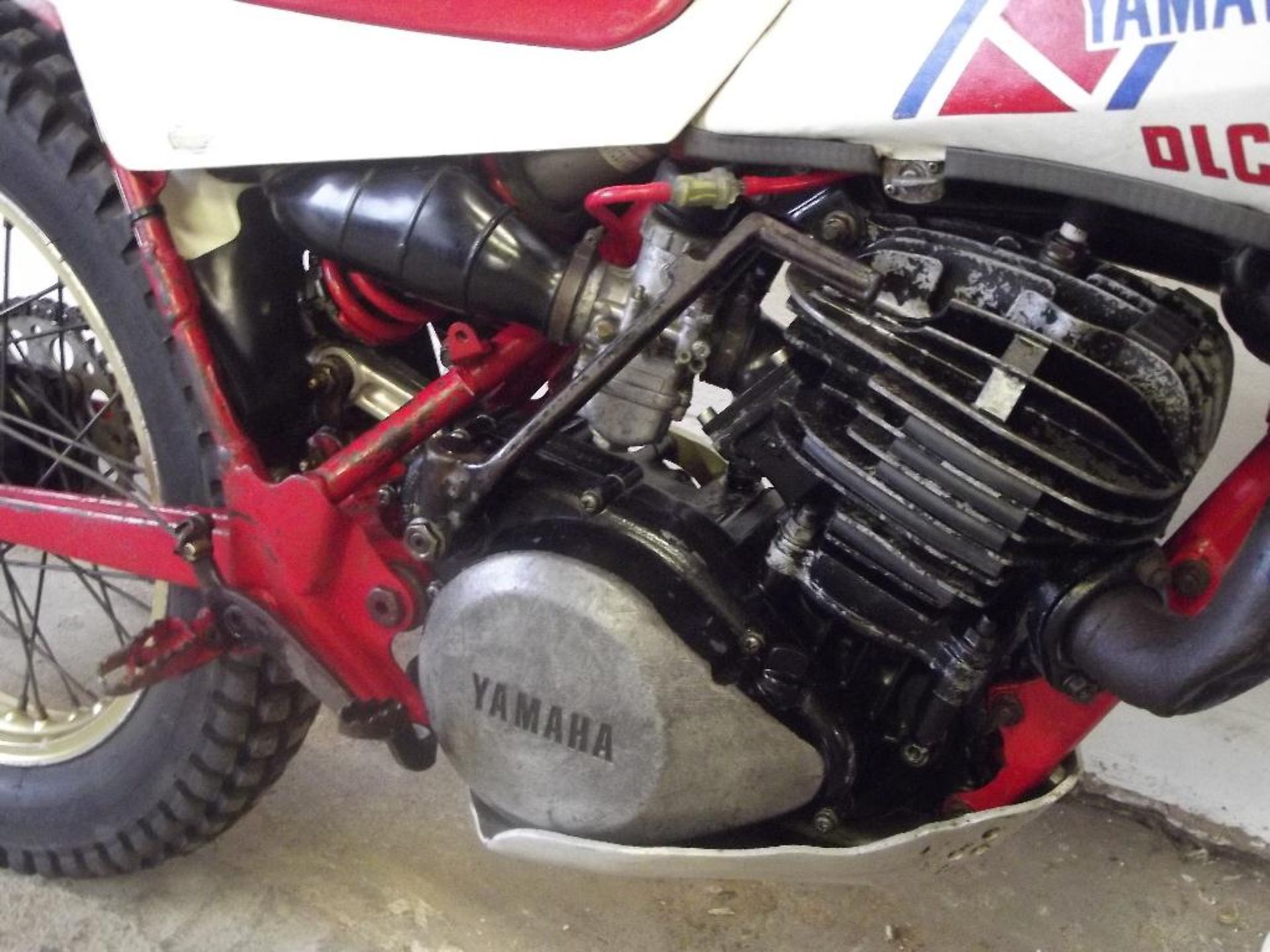 A 1985 Yamaha TY250 monoshock, frame number 59N-000614, white and red. - Image 4 of 5