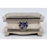 A George V silver freedom casket, applie