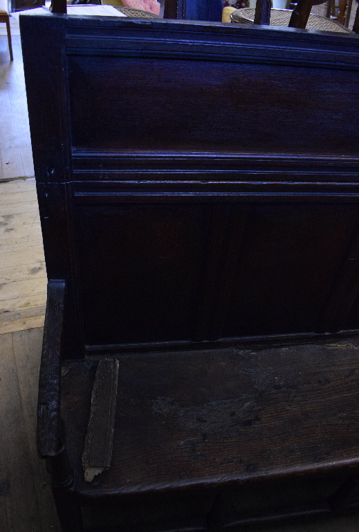 A 17th century oak and elm box settle, w - Image 2 of 4