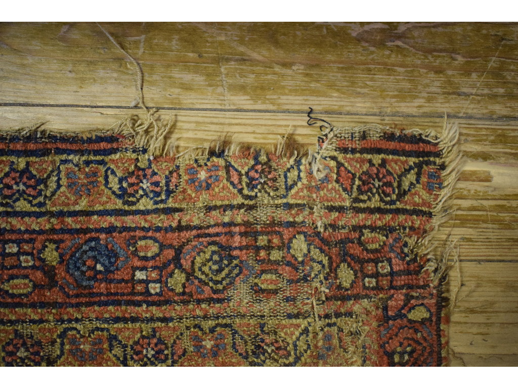 A Persian runner, with stylised floral m - Image 3 of 11
