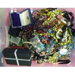 Assorted costume jewellery