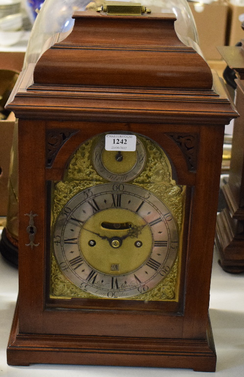 A bracket clock, the 17 cm arched square brass dial signed Stephen Asselin, London, - Image 2 of 6
