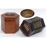 A Lachenal & Co 46 key concertina, 673,