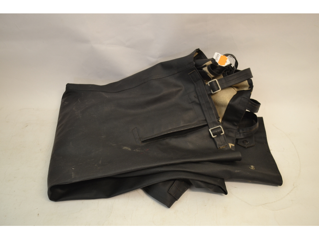 An original Belstaff Black Prince PVC weatherproof motorcycle jacket and trousers, - Bild 7 aus 7