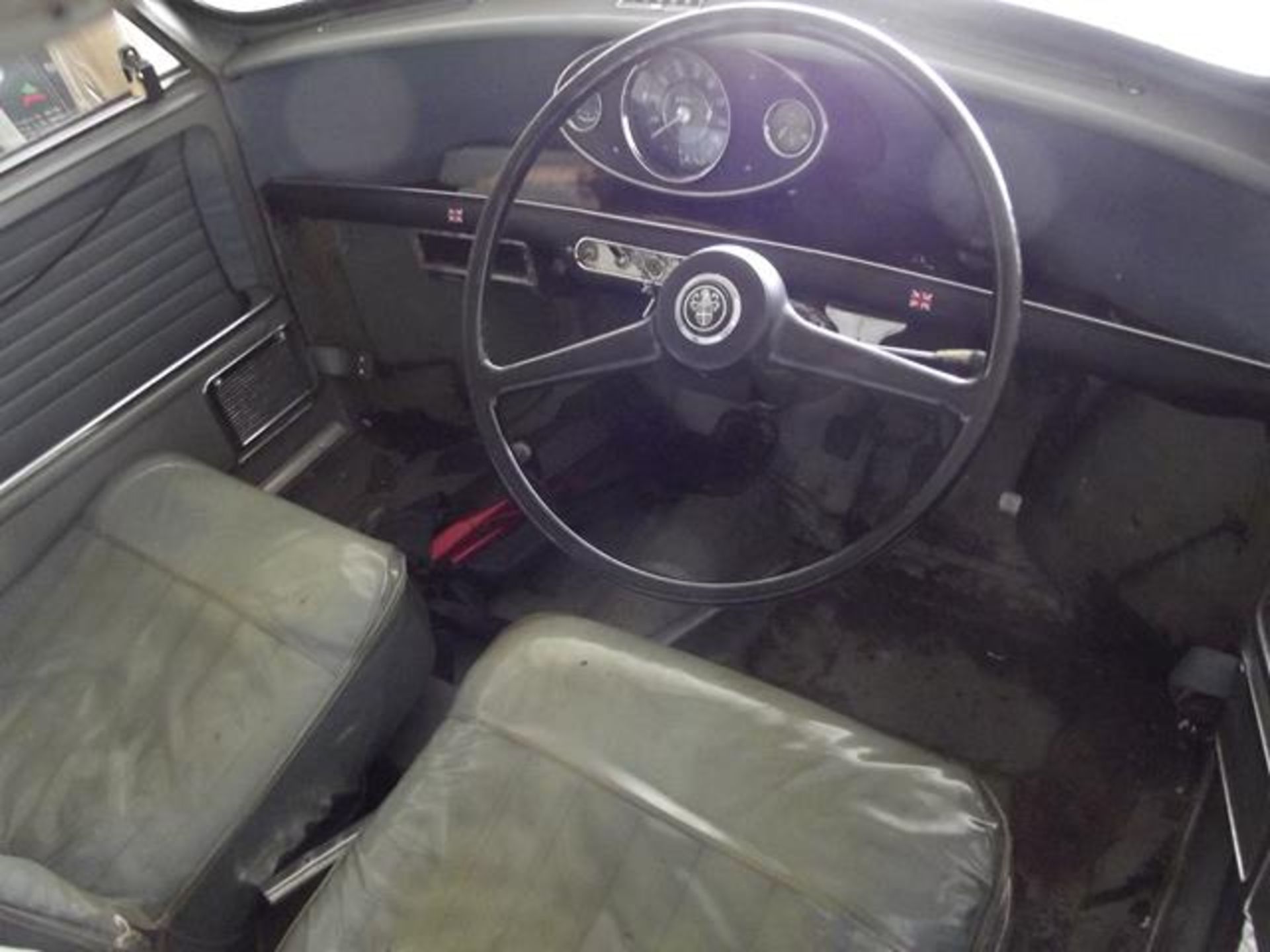 A 1964 Austin Mini Countryman Mk I project, registration number FPJ 27B, - Image 4 of 4