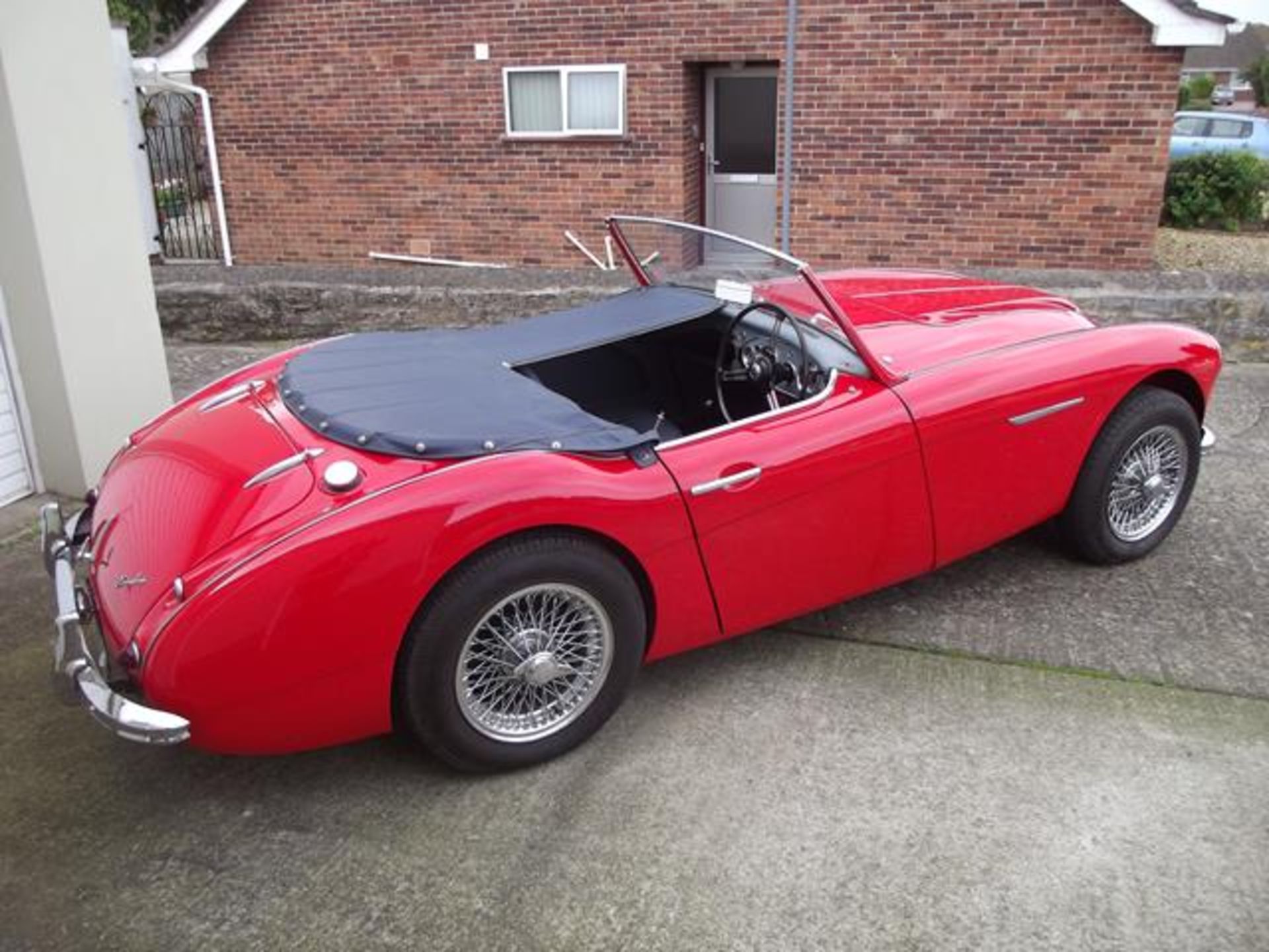 A 1959 Austin Healey 100-6, registration number ESK 939, chassis number BM4LS74919, Colorado red. - Image 4 of 6