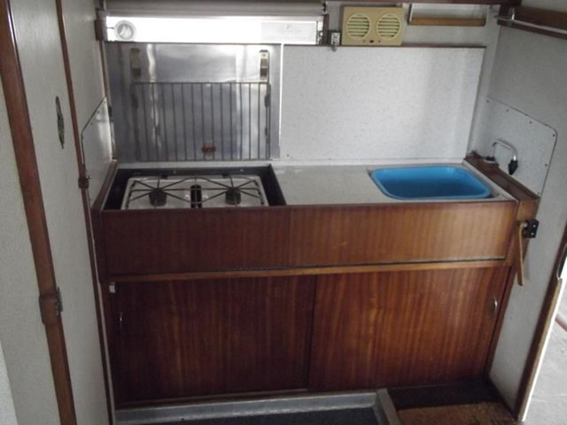 A 1962 Car Cruiser Carissma two berth caravan. - Image 3 of 3