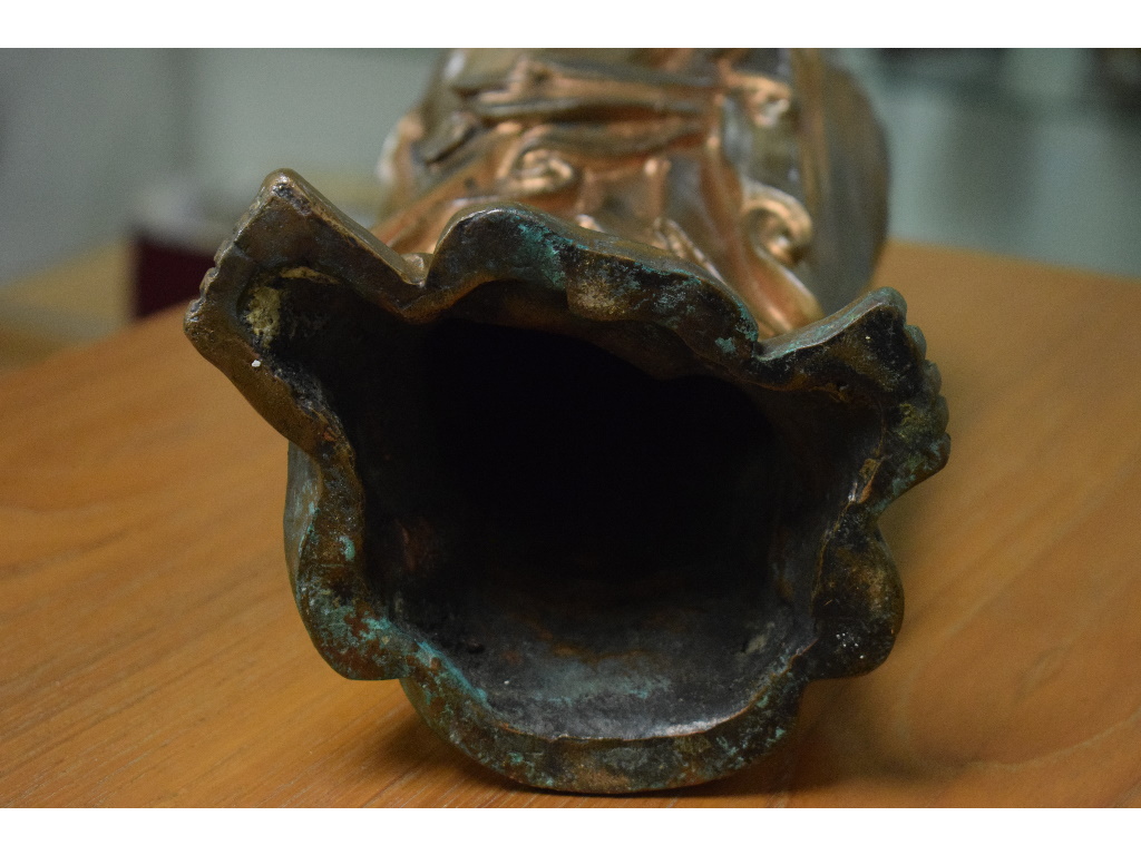 An Eastern bronze figure, in the form of Bodhidharma, - Image 9 of 9