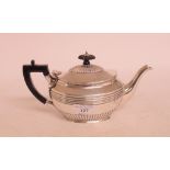 A Victorian silver teapot, Sheffield 1895, approx. 10.