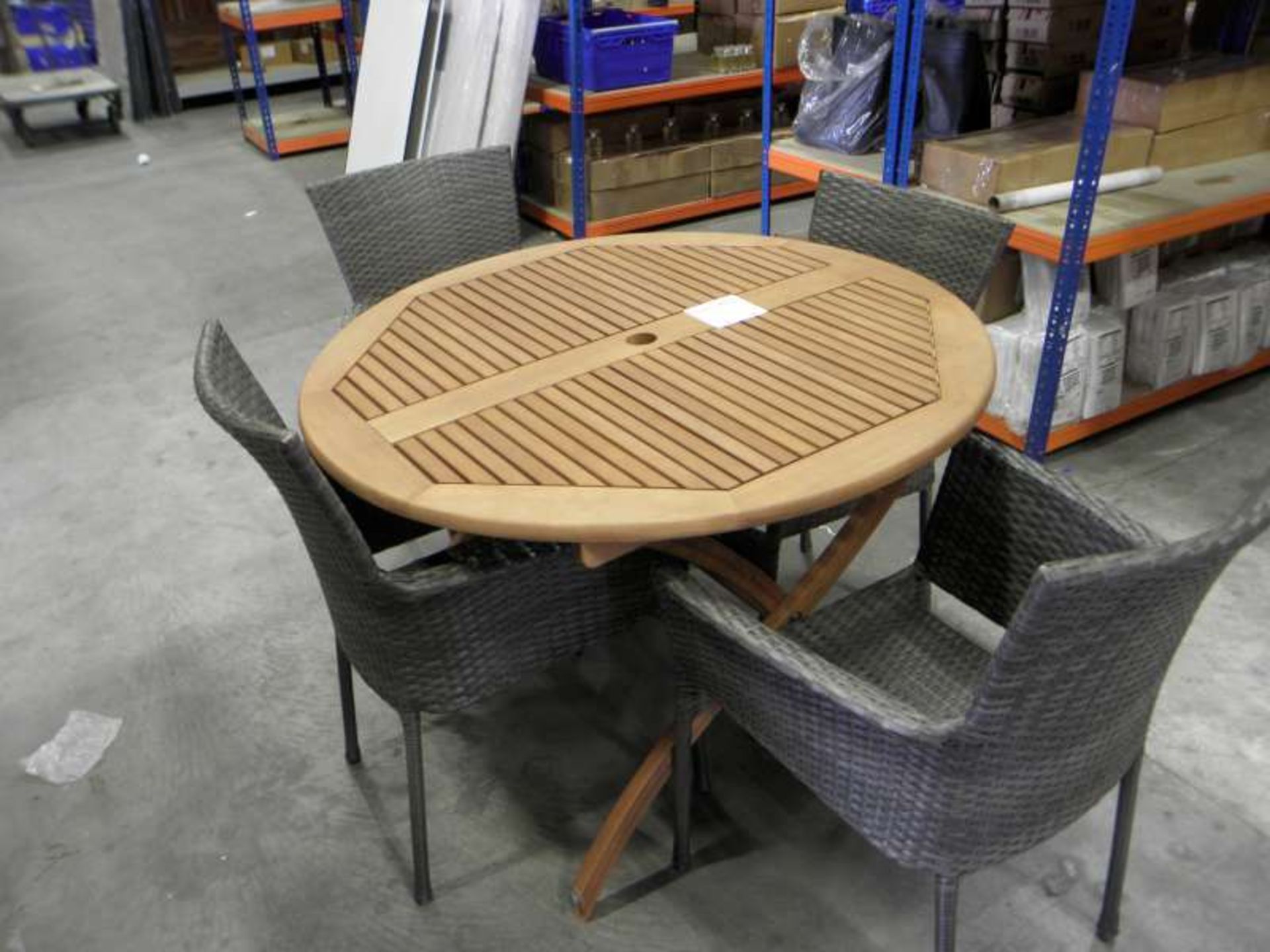BRAND NEW BOXED PERU ROUND GARDEN TABLE WITH FOUR PANAMA STACKING CHAIRS
