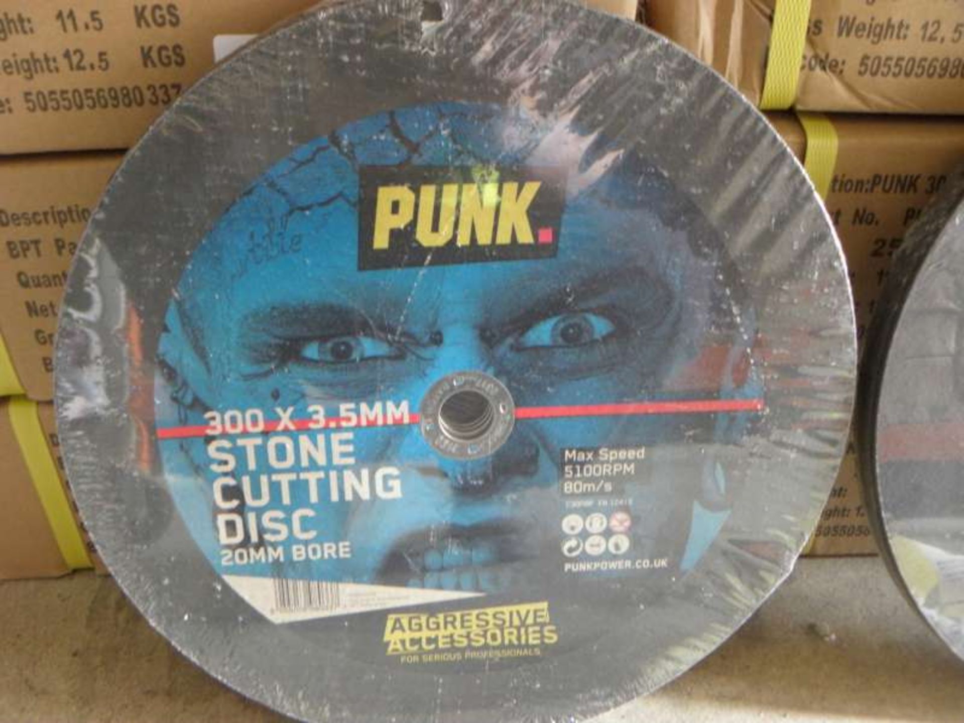 200 X PUNK 300 MM STONE CUTTING DISCS IN 8 BOXES