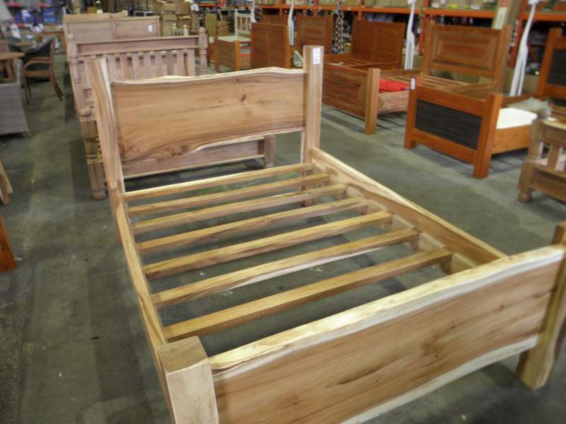 NATURAL SOLID WOOD DOUBLE BED