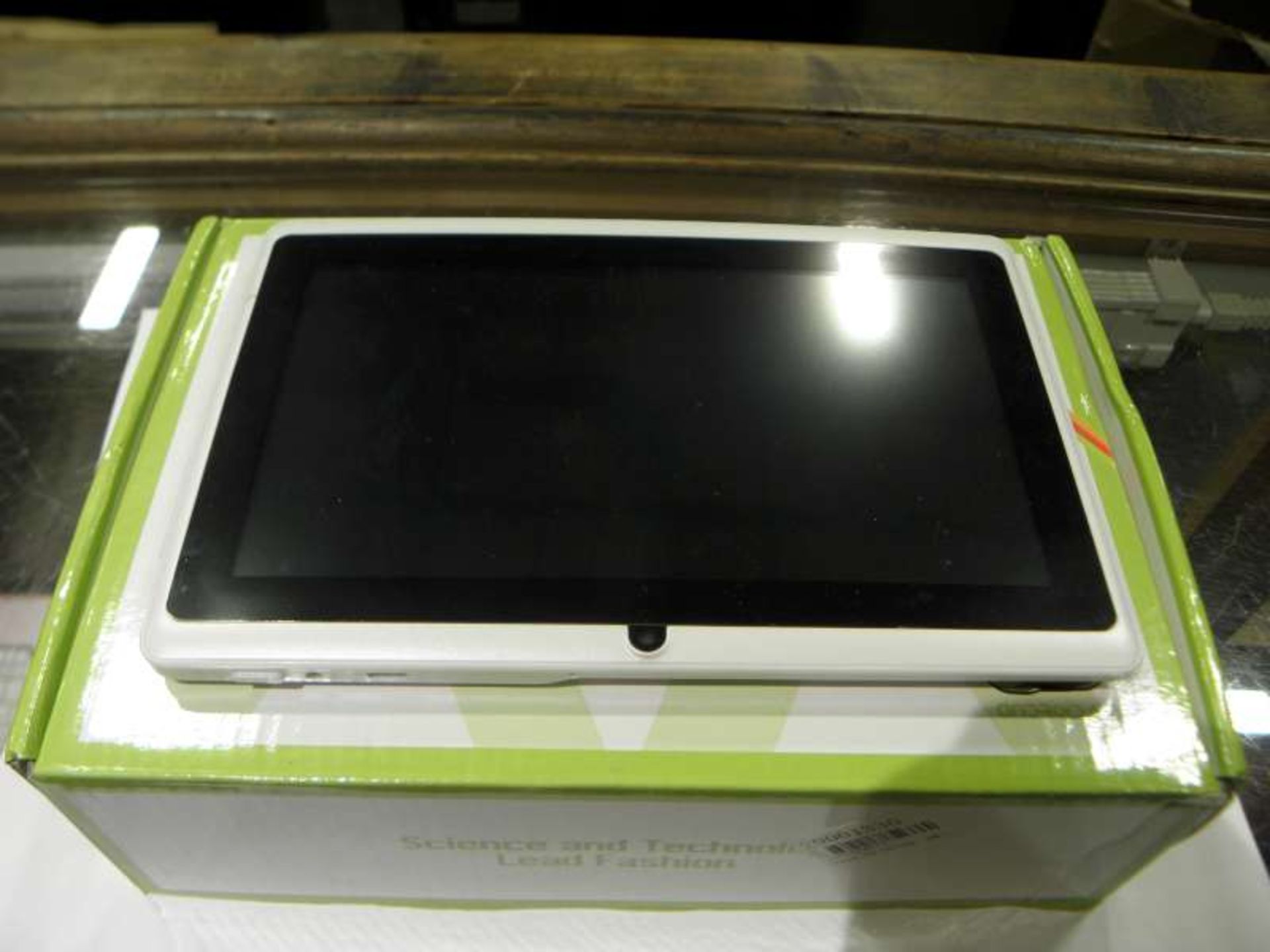 3 X 7" TABLETS WITH 6 X TABLET COVERS