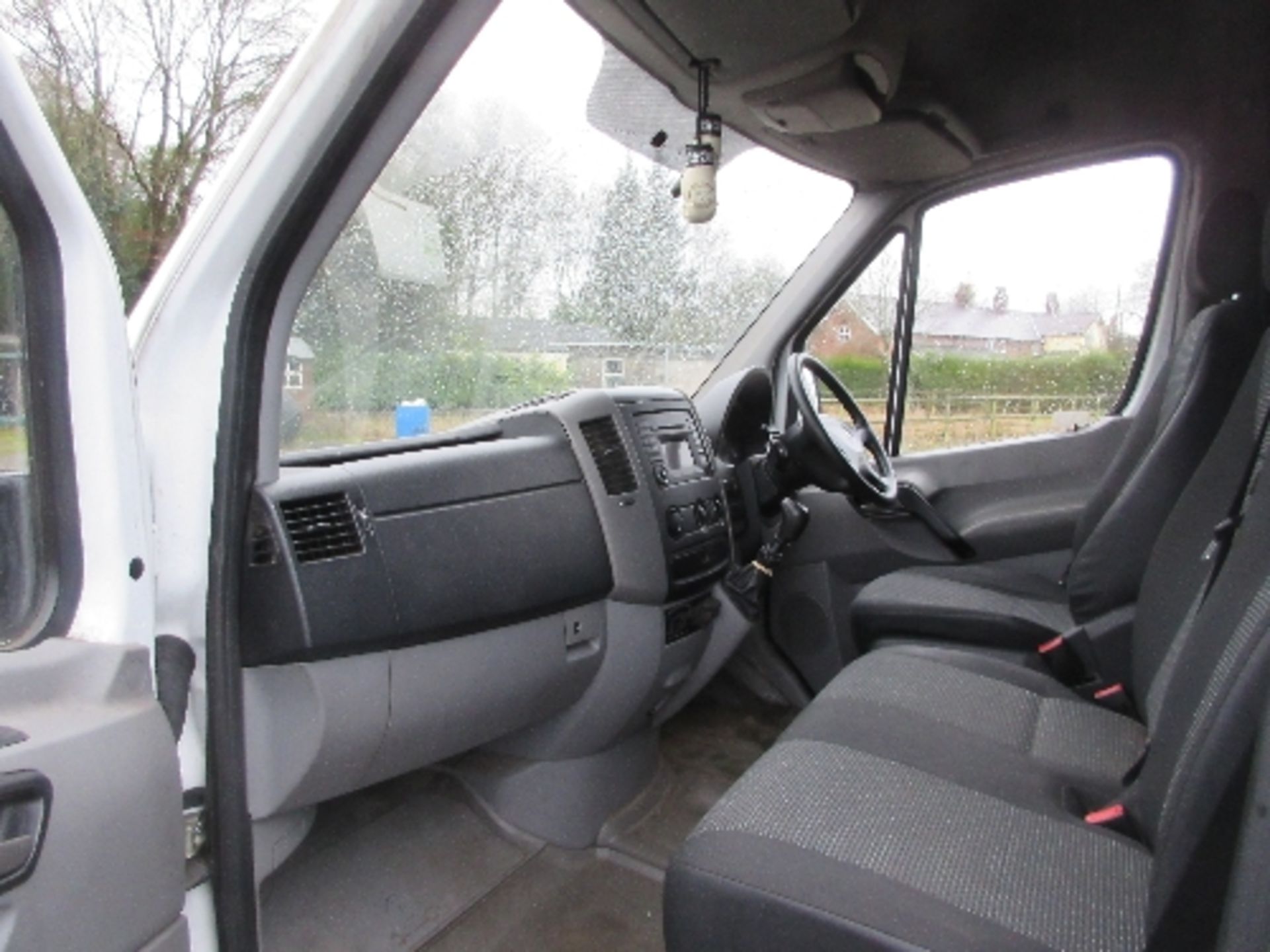 Mercedes Sprinter 313CDi medium wheel base semi high roof panel van, Registration no: KU61 MFE, - Bild 8 aus 10