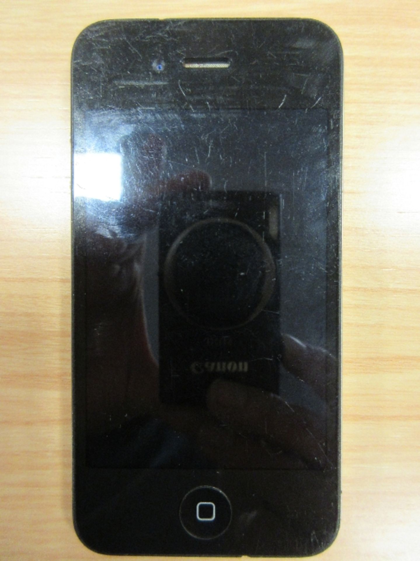 iPhone 4, 8GB, Serial No. DX6KFMWBDPQN, Model MD128B/A