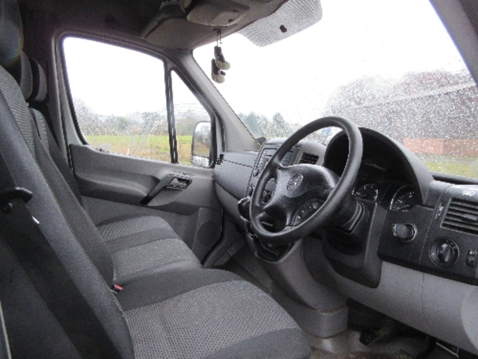 Mercedes Sprinter 313CDi medium wheel base semi high roof panel van, Registration no: KU61 MFE, - Bild 7 aus 10