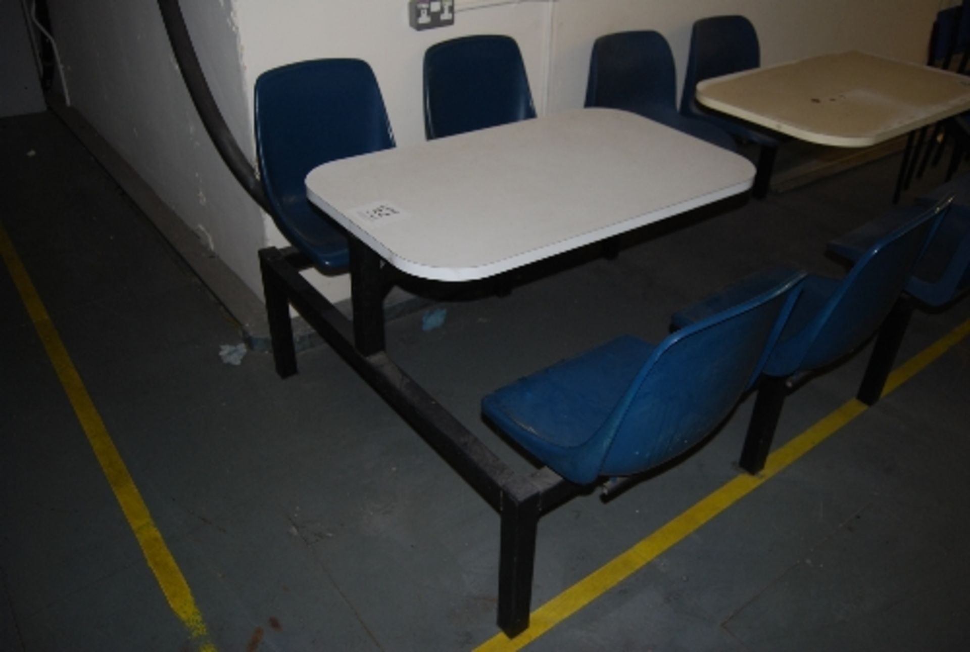 Single table and 4 chair canteen module