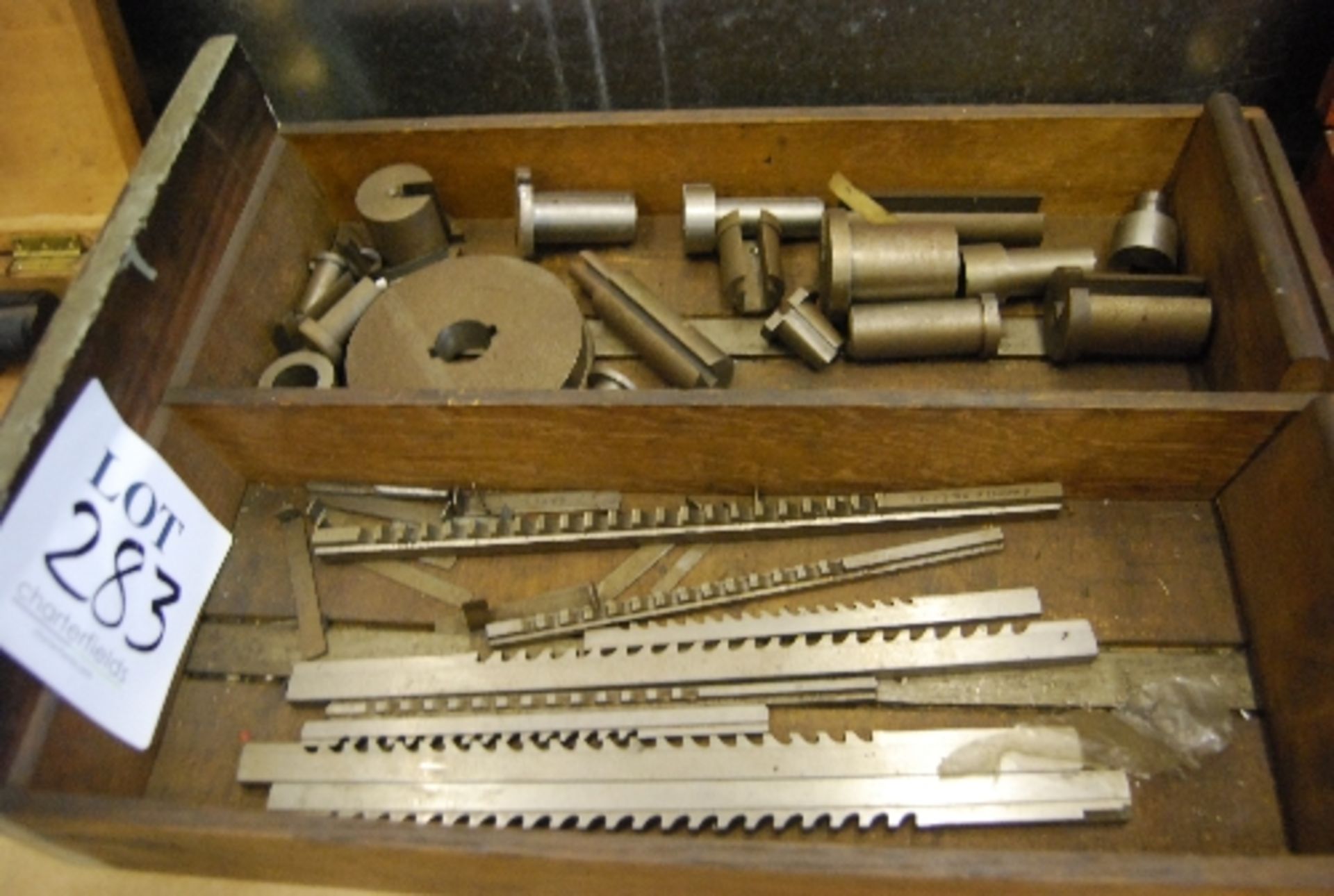 Box of broach insters