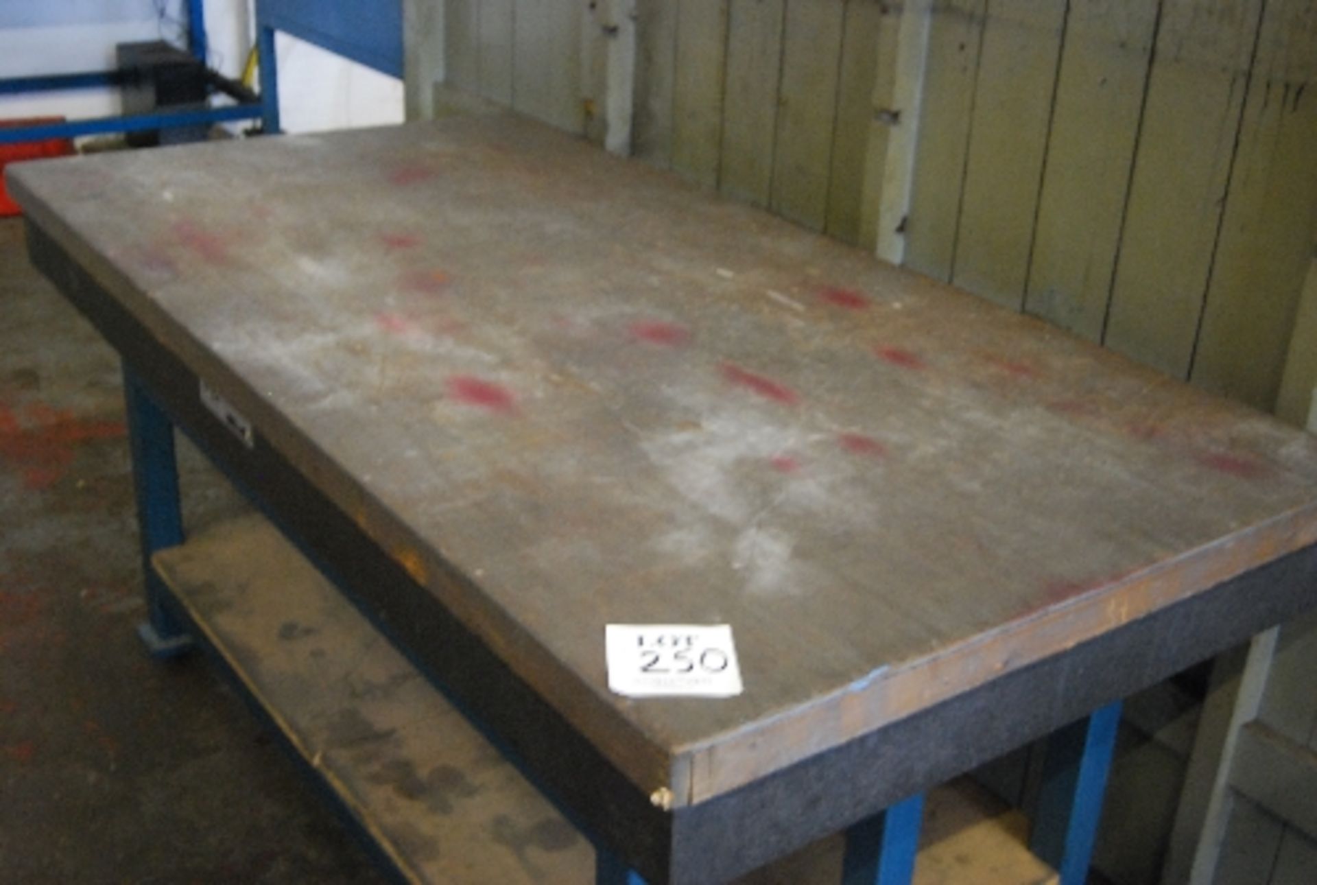 Large granite surface table - Image 2 of 2