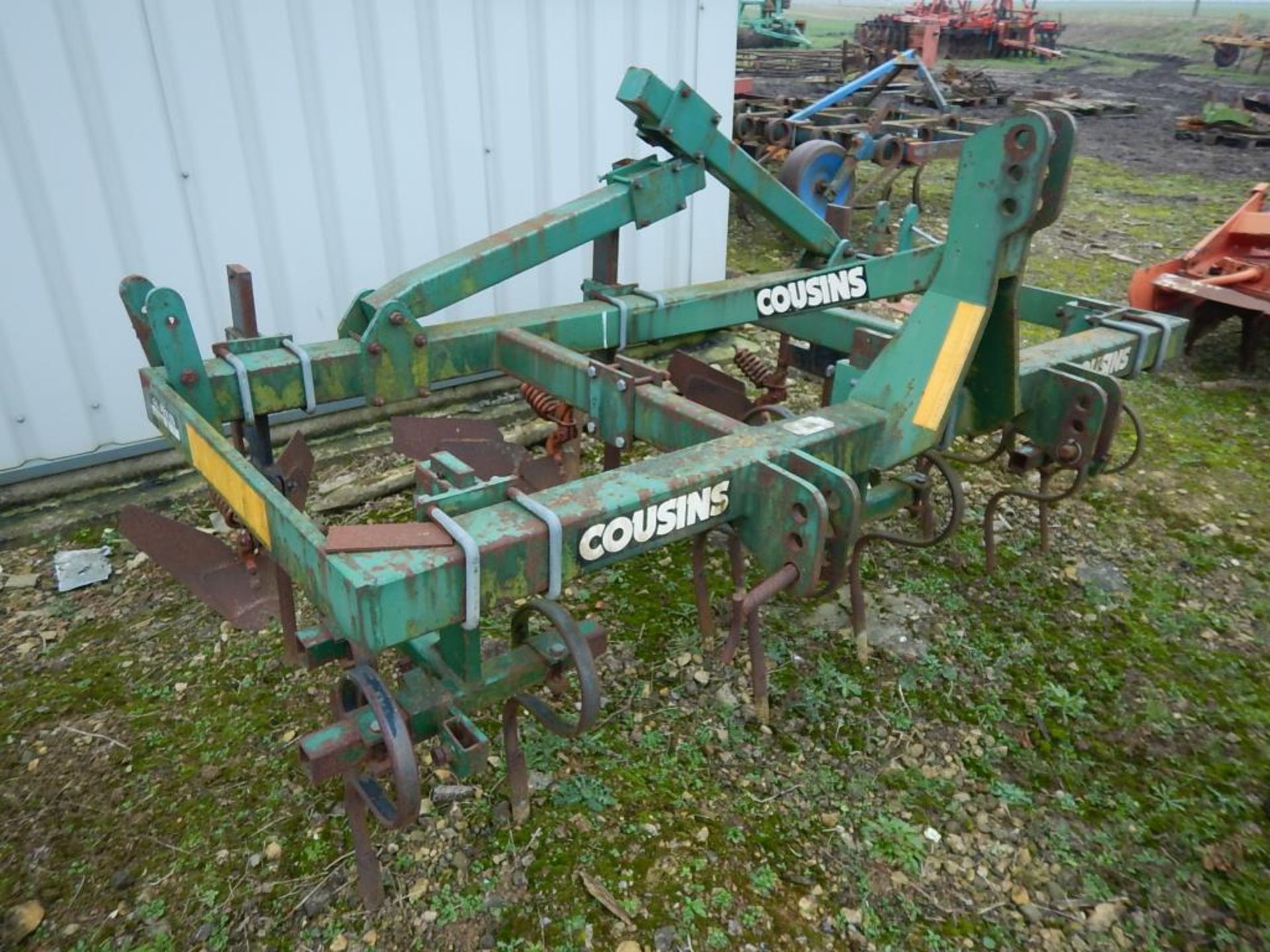 Cousins PDR3RWT mounted 2row bed former