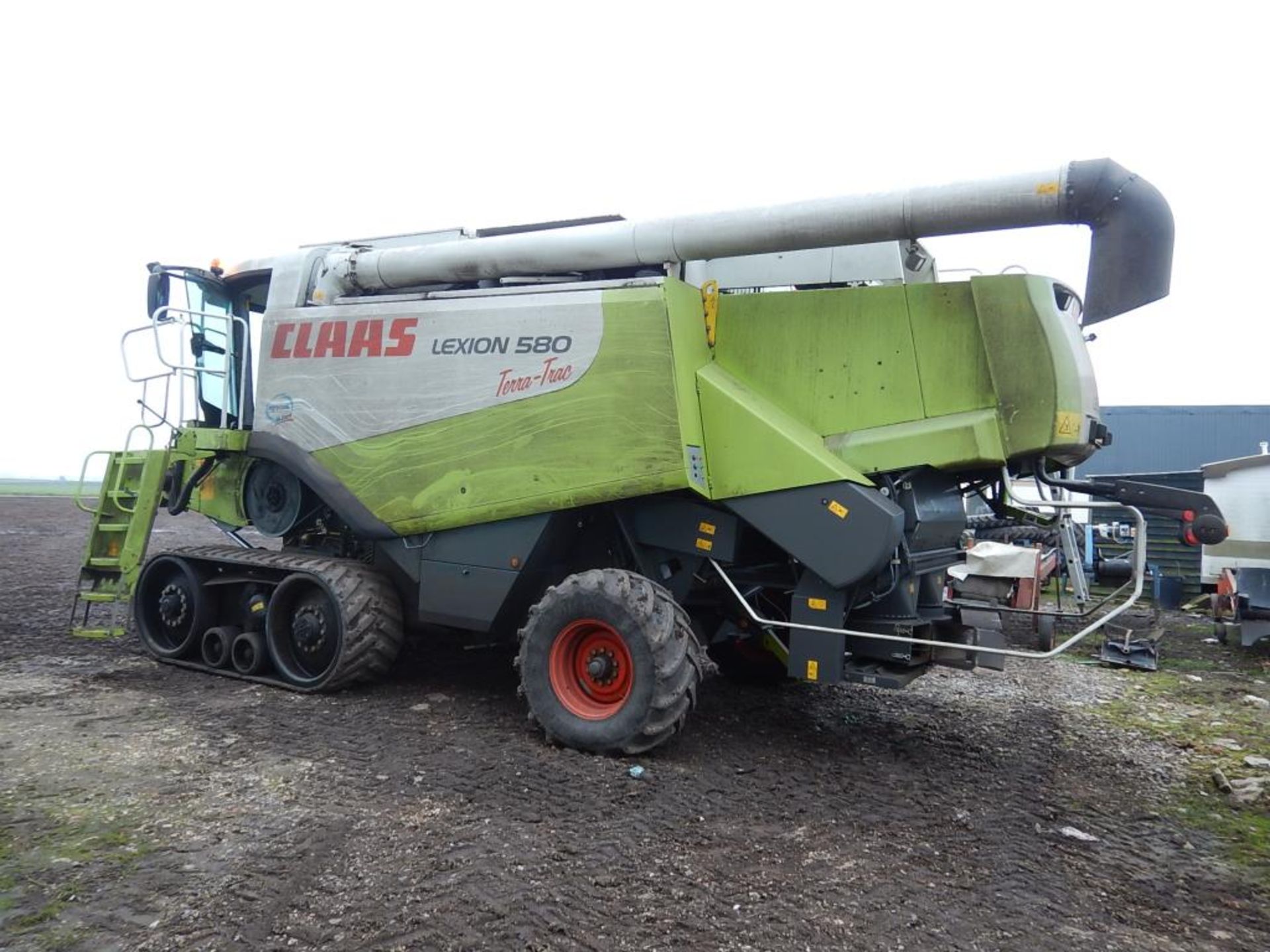 2004 CLAAS Lexion 580 Terra-Trac COMBINE HARVESTER Fitted with Claas Vario V900 Auto-Contour - Image 6 of 8