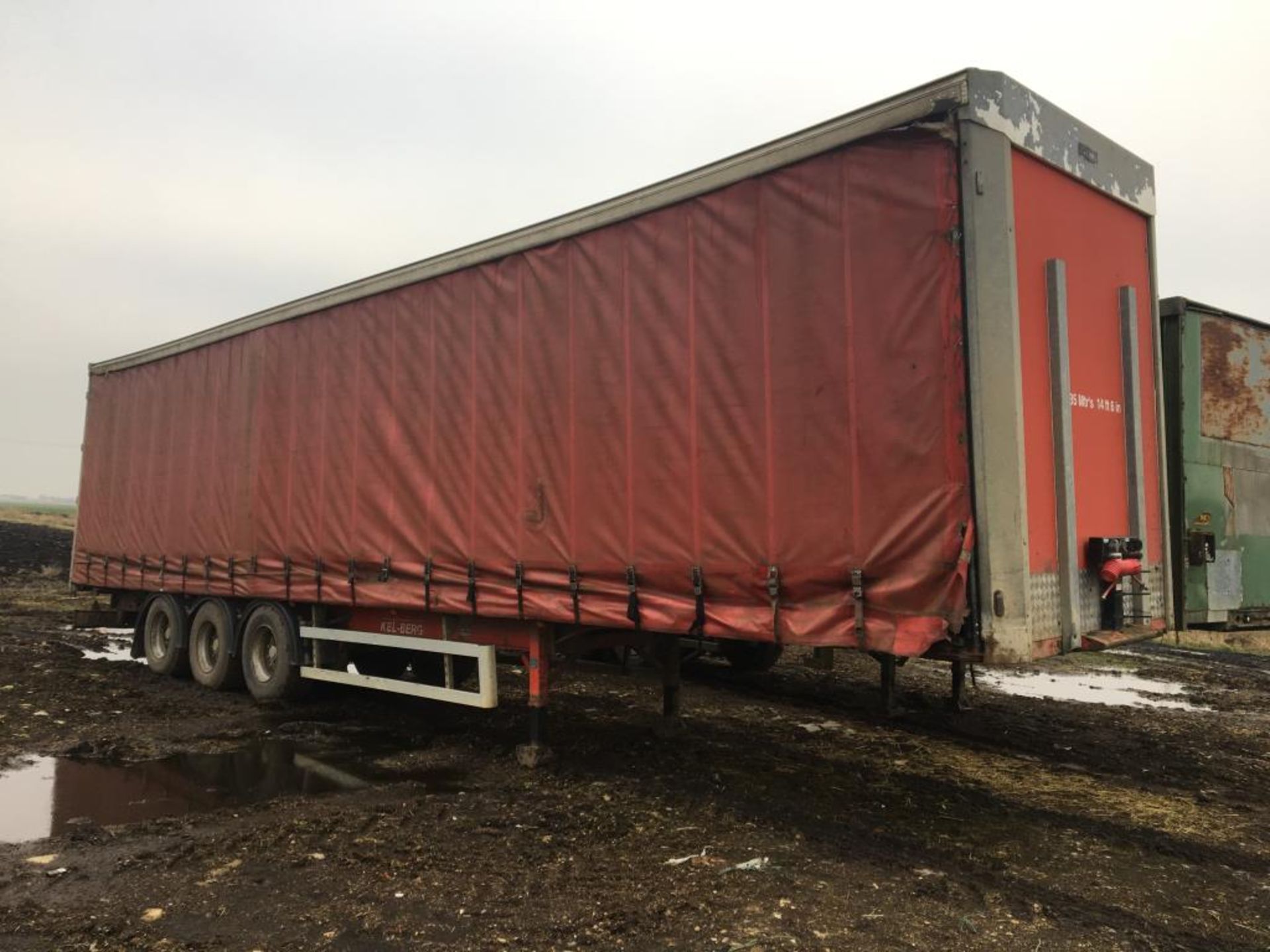 Kel-Berg 40ft tri-axle curtain sided artic trailer