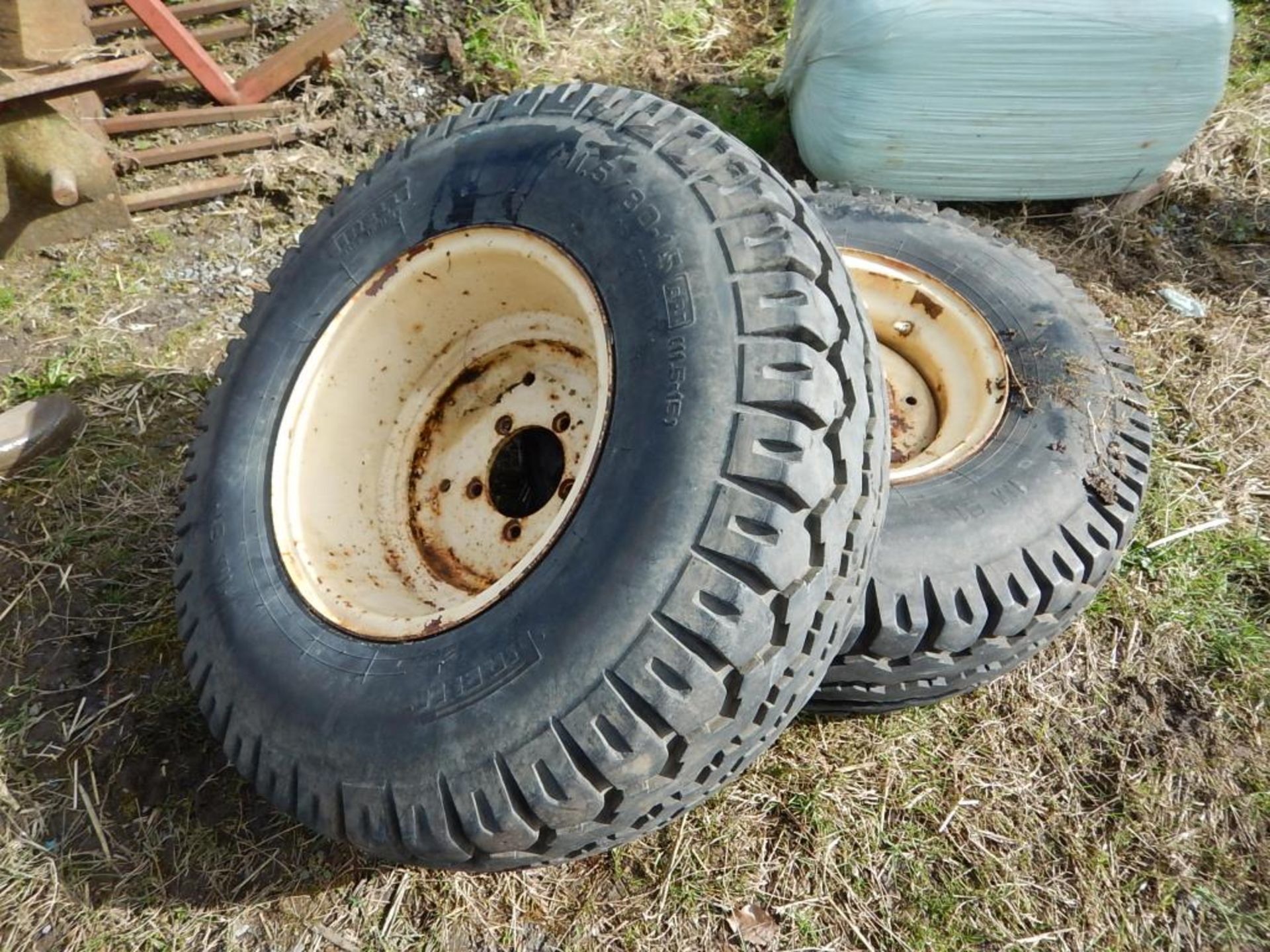 Pr. 11.5/80-15 5stud wheels and tyres